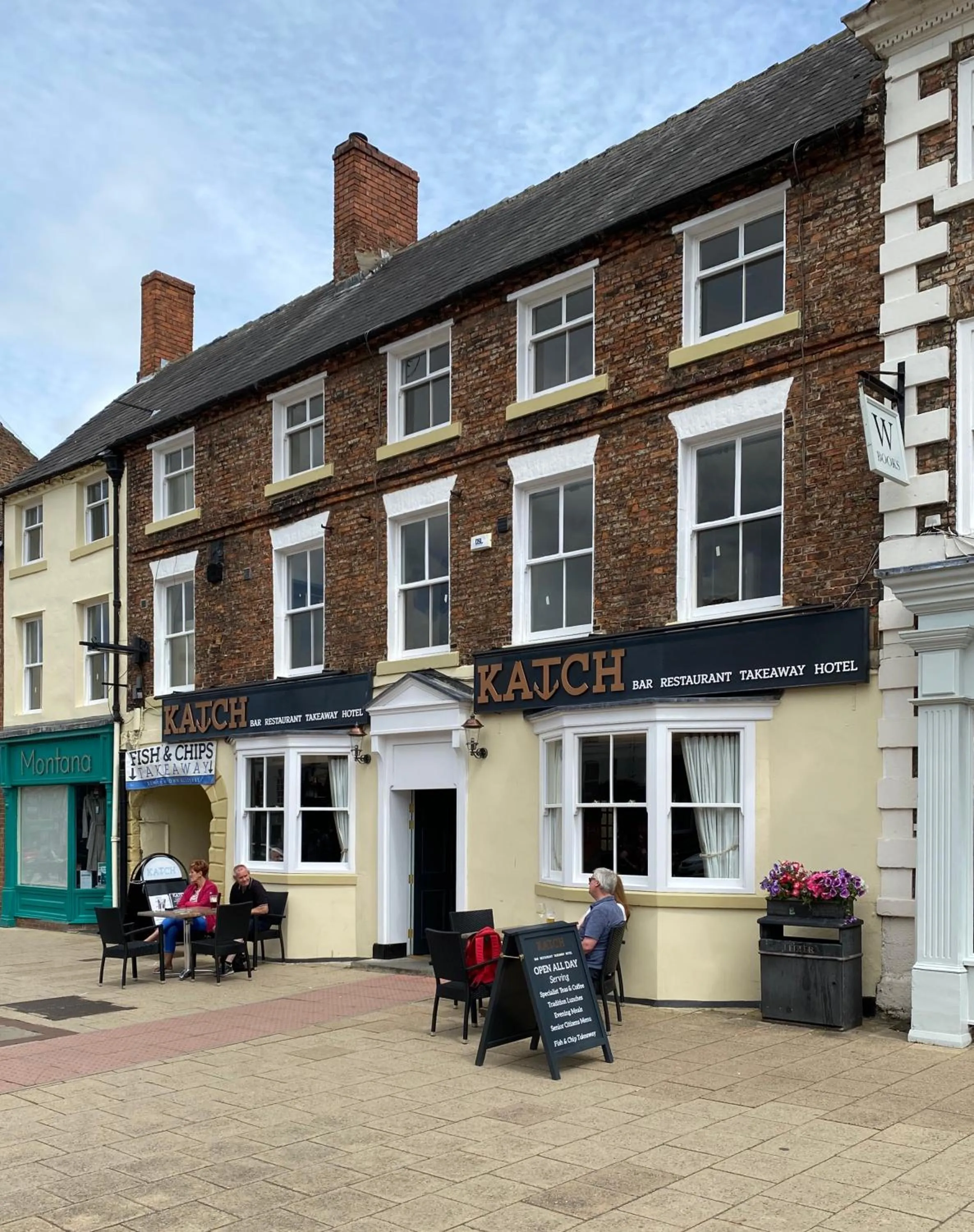 Property building in Katch