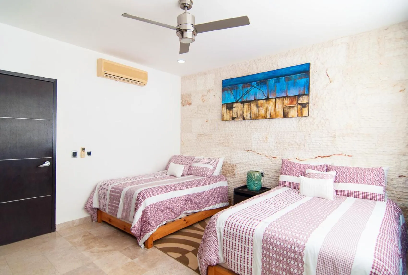 Bed in Exceptional Location Near Beach, Pool-View Balcony