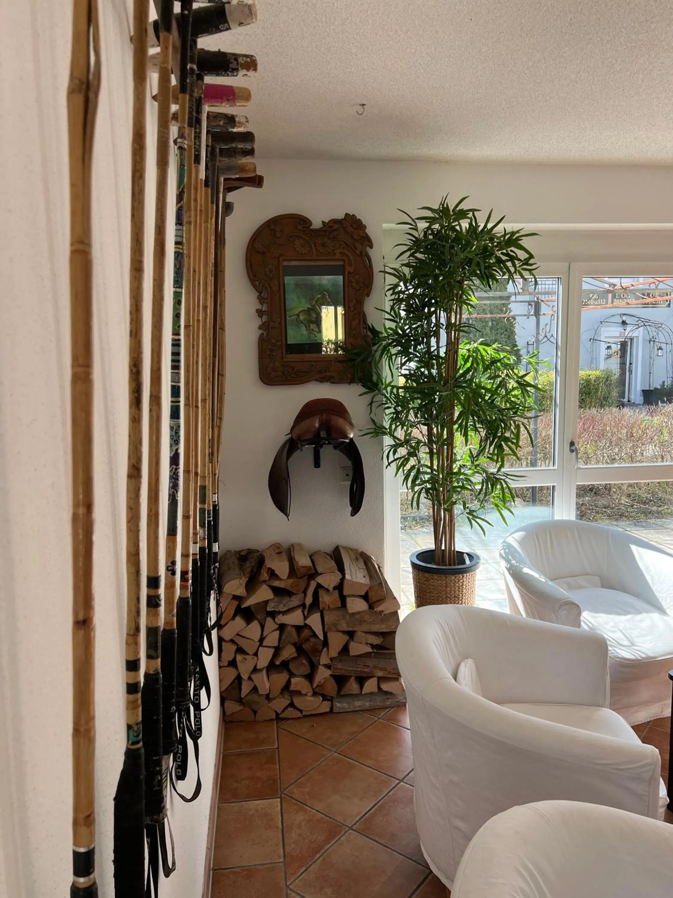 Lobby or reception in Runas Air Muc Park Sleep & Fly