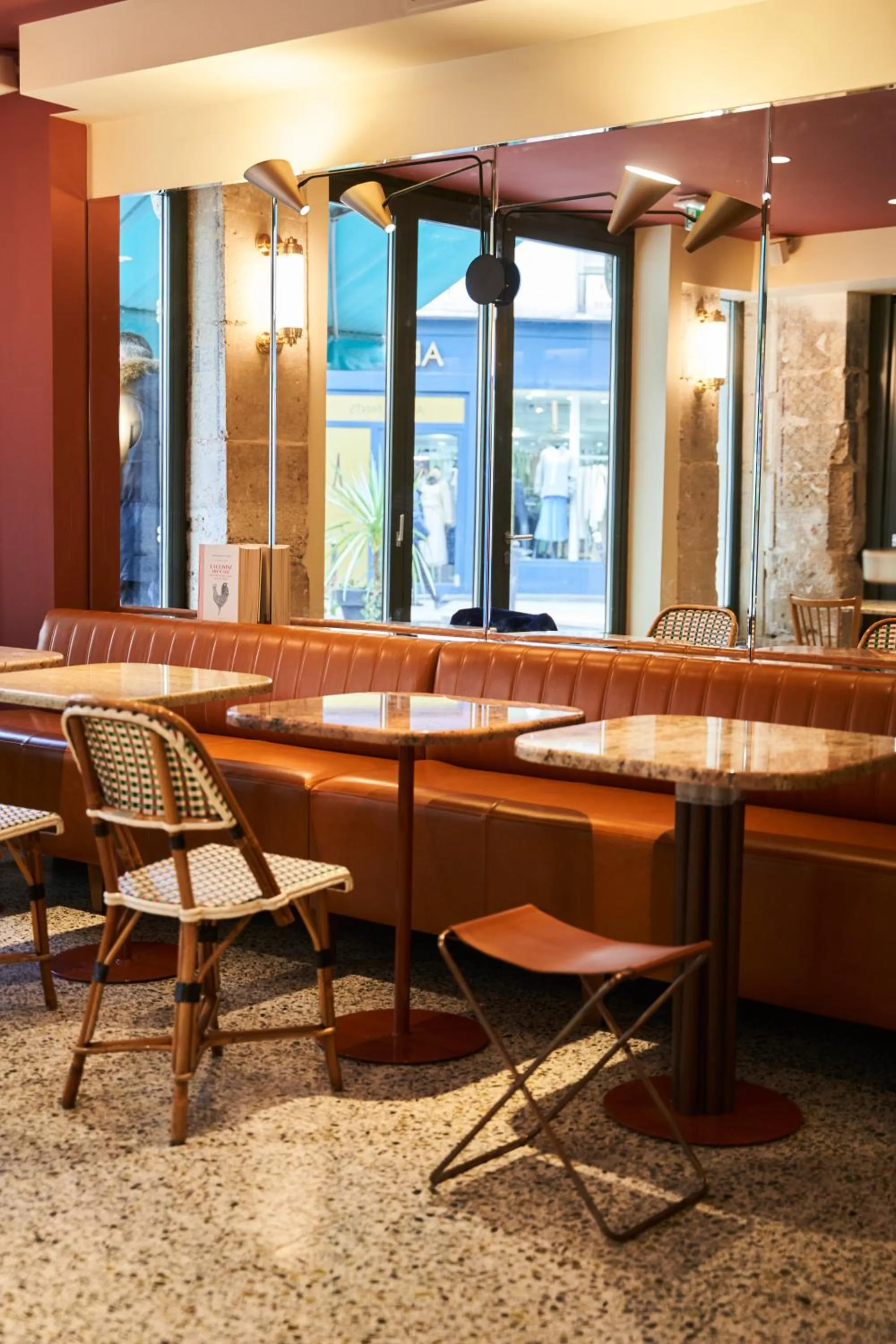 Restaurant/places to eat in Hôtel du Sentier