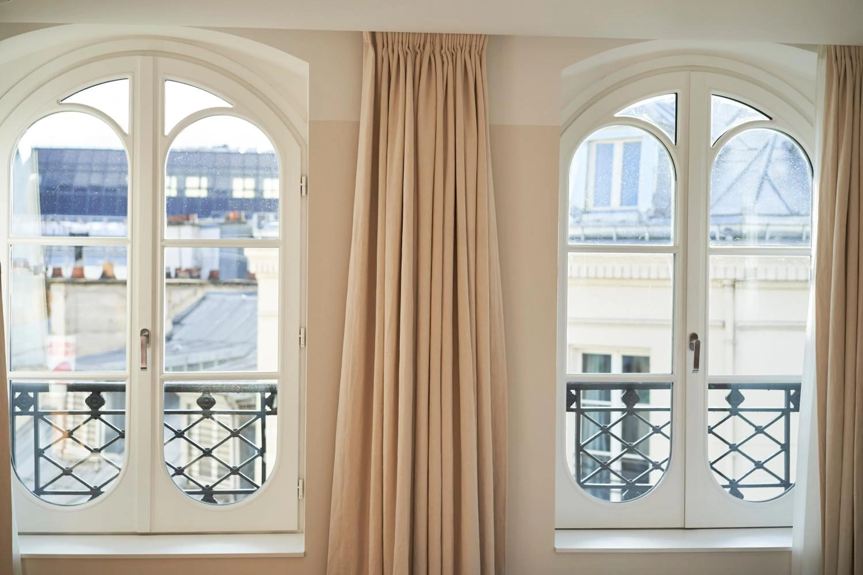 City view in Hôtel du Sentier