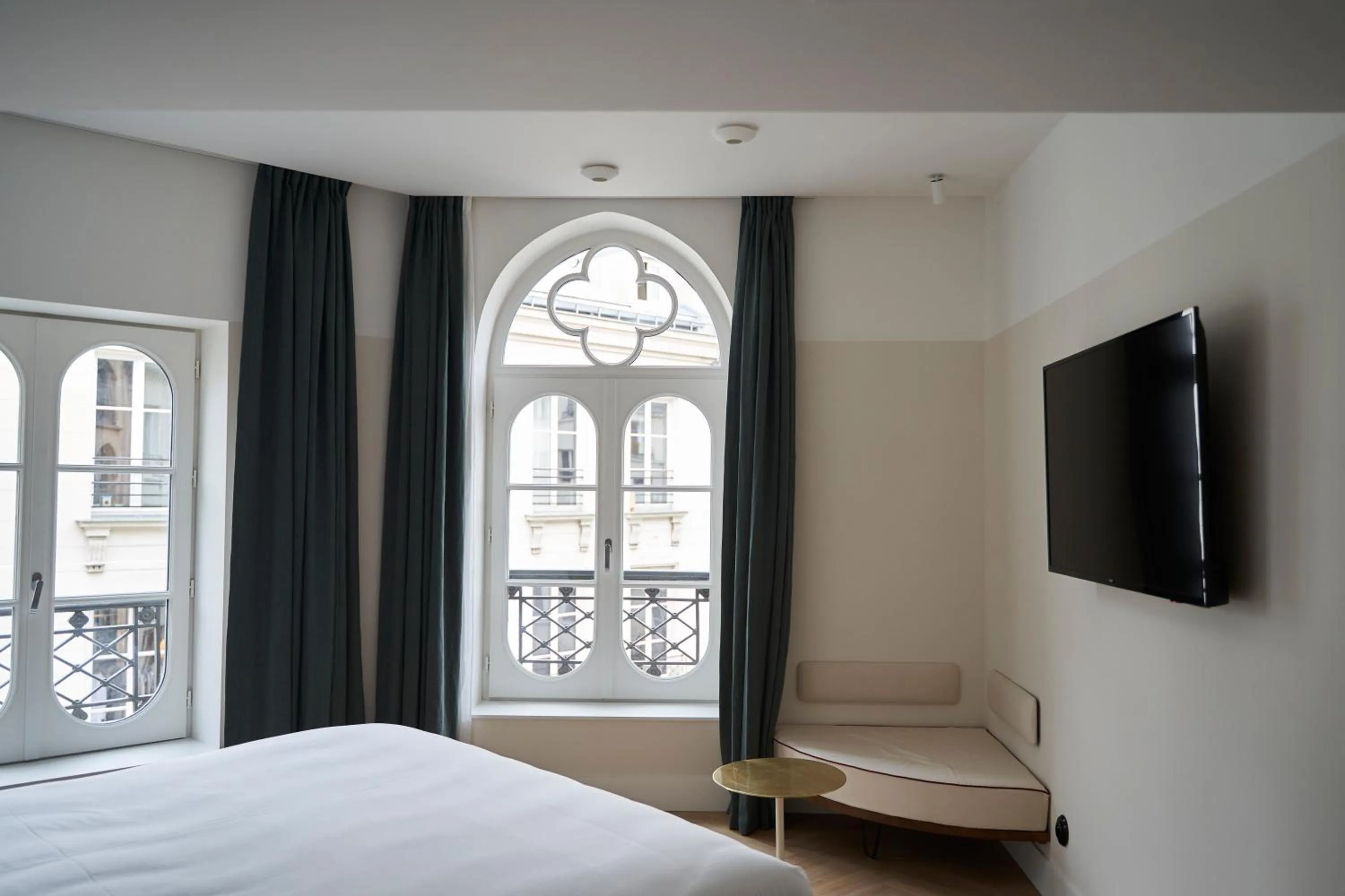 Decorative detail, Bed in Hôtel du Sentier