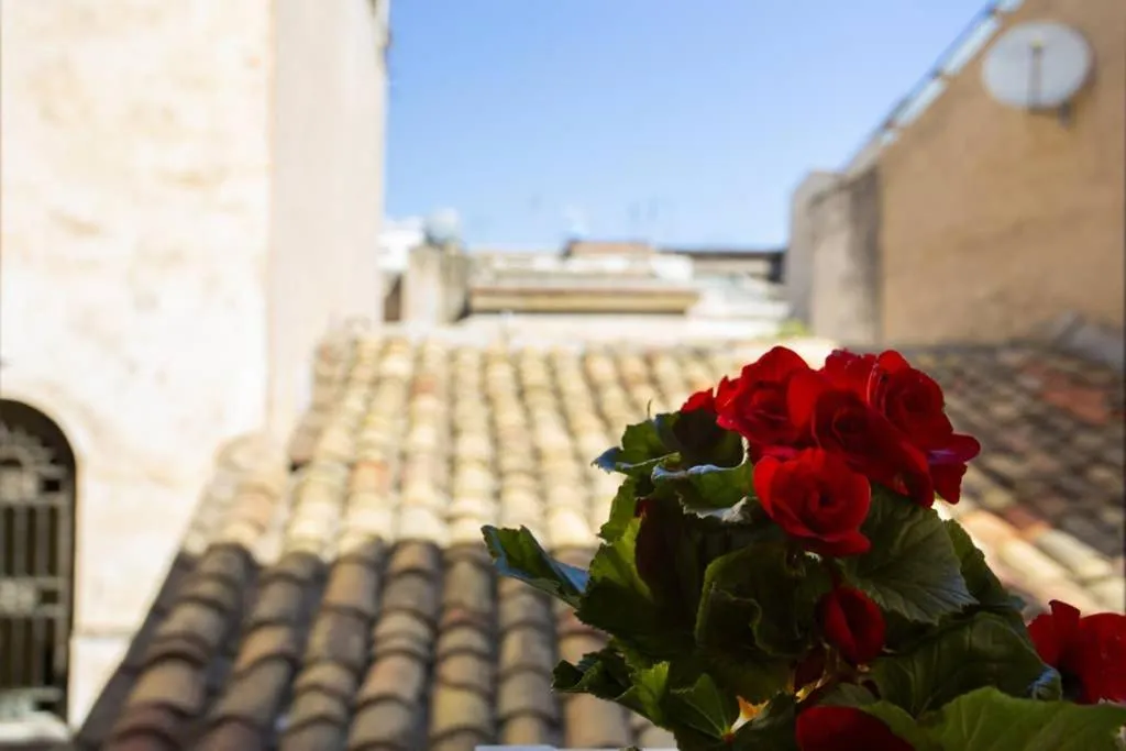 Inner courtyard view in Da Mari e Paolo