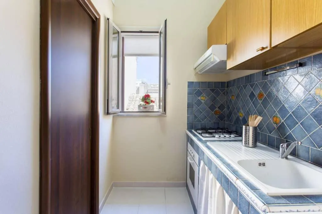 Kitchen or kitchenette in Da Mari e Paolo