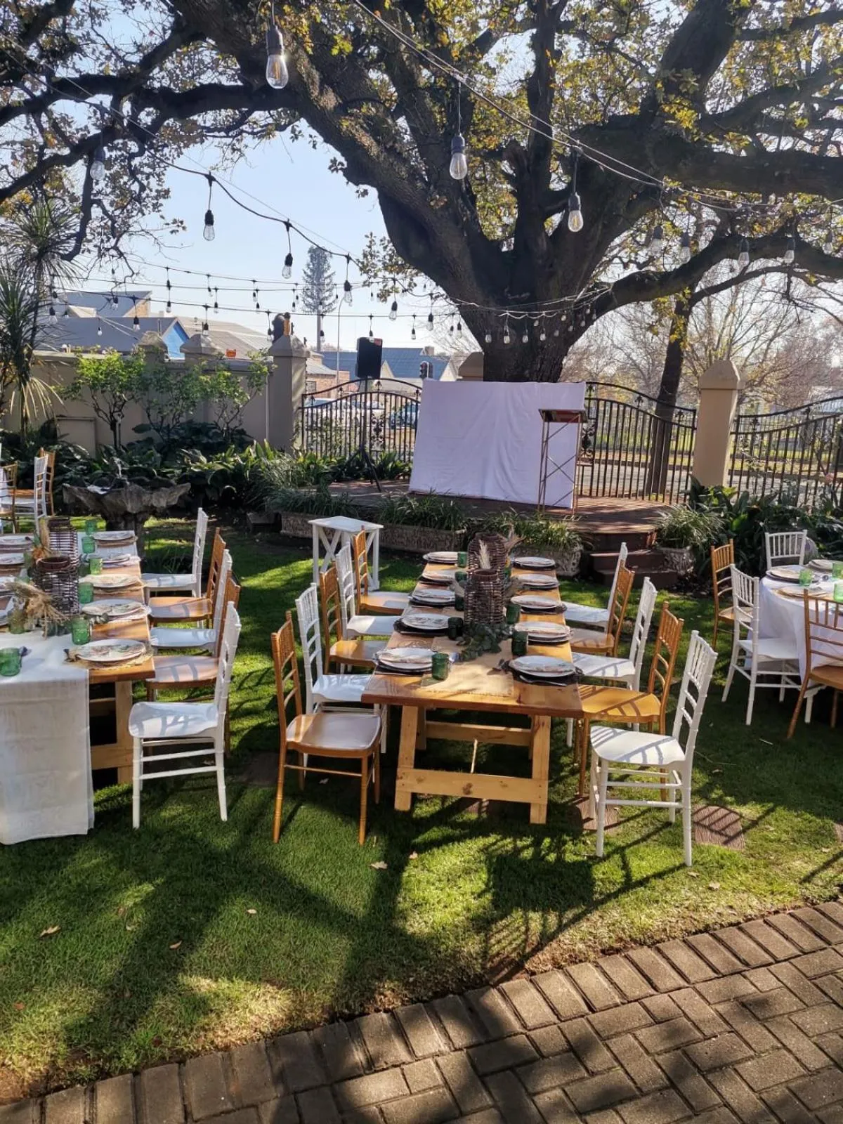 Banquet/Function facilities in Oregon Place Guest House