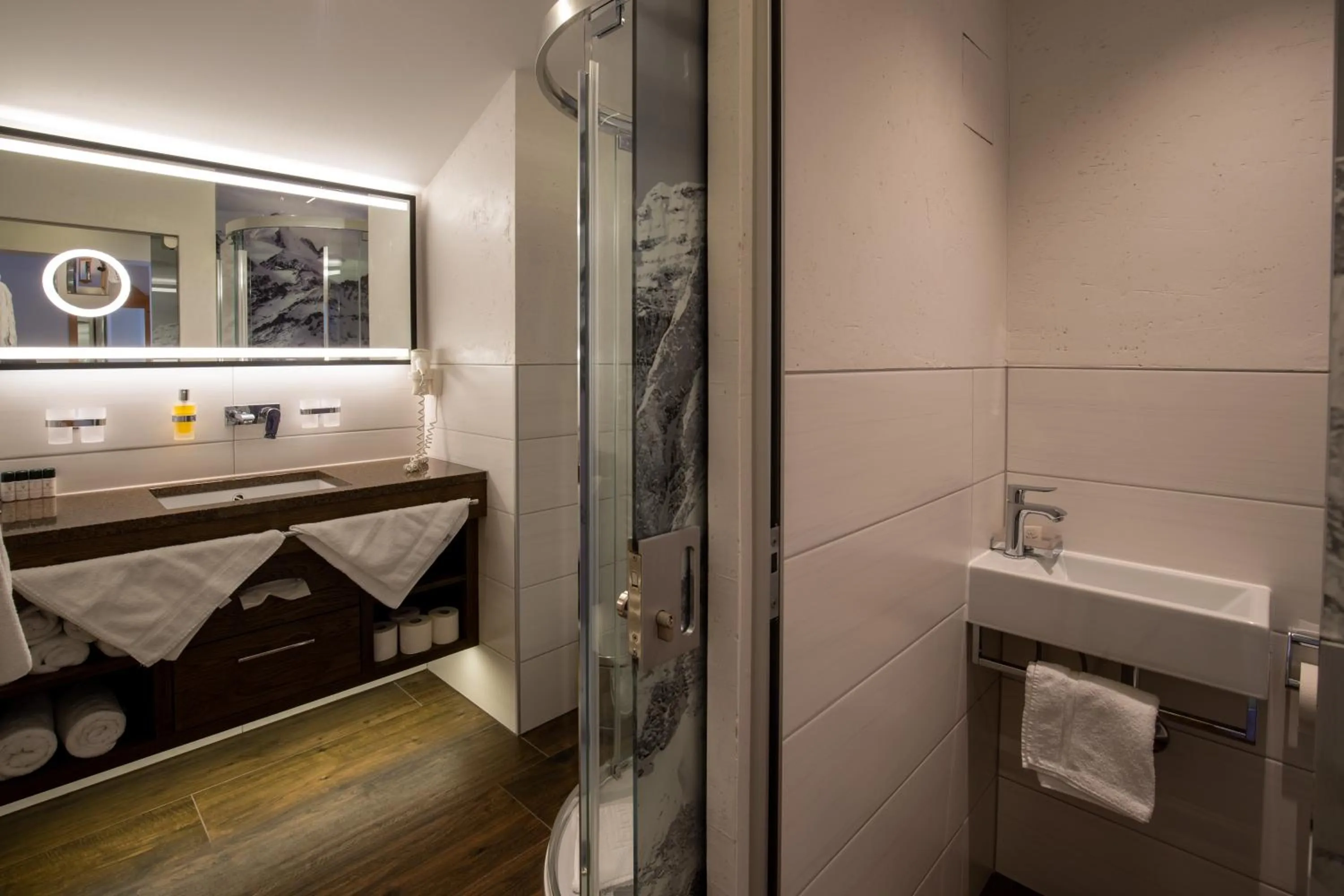 Bathroom in Hotel Garni Monte Bianco