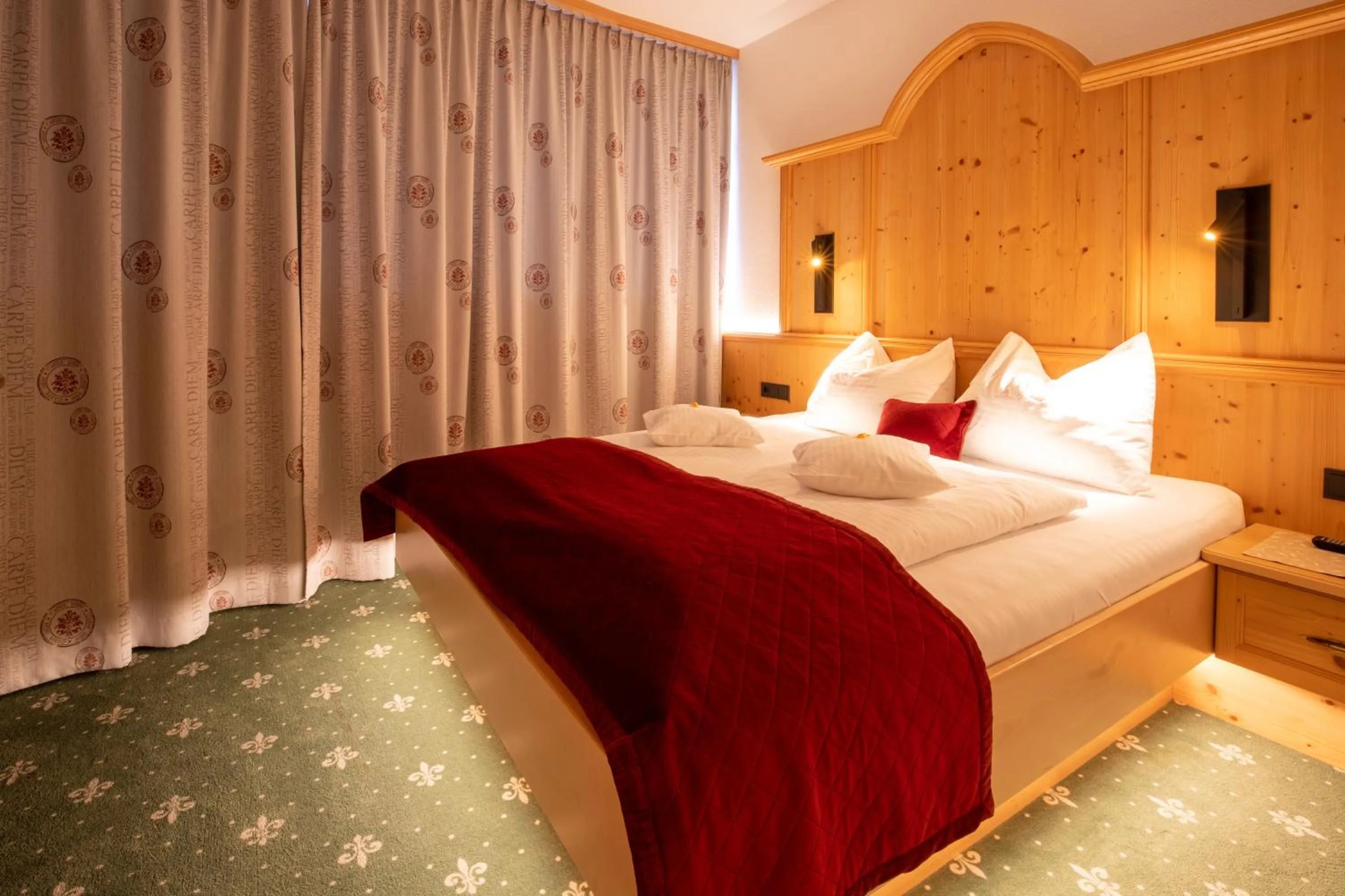 Bedroom, Bed in Hotel Garni Monte Bianco