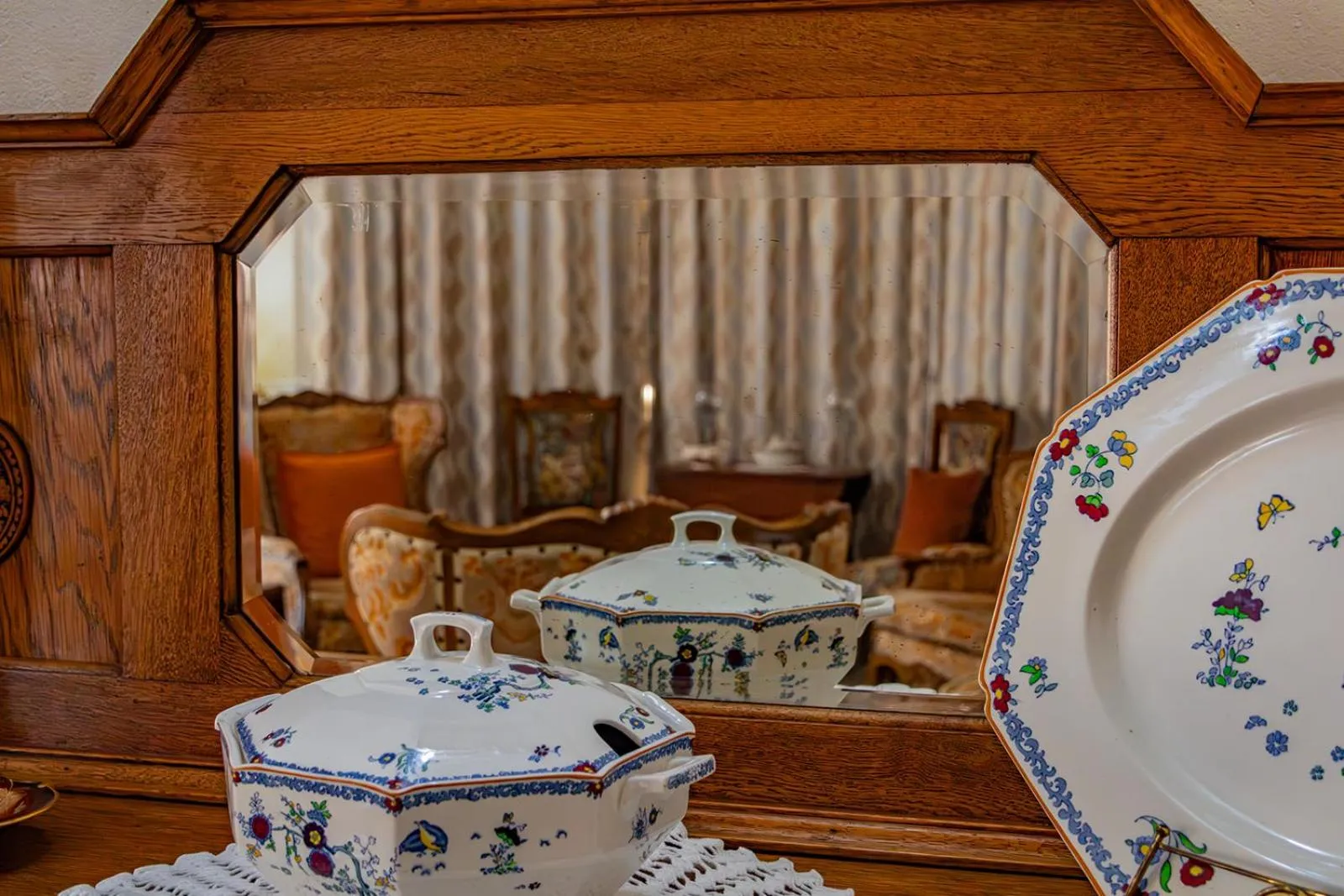 Living room in Westlodge at Graskop B&B