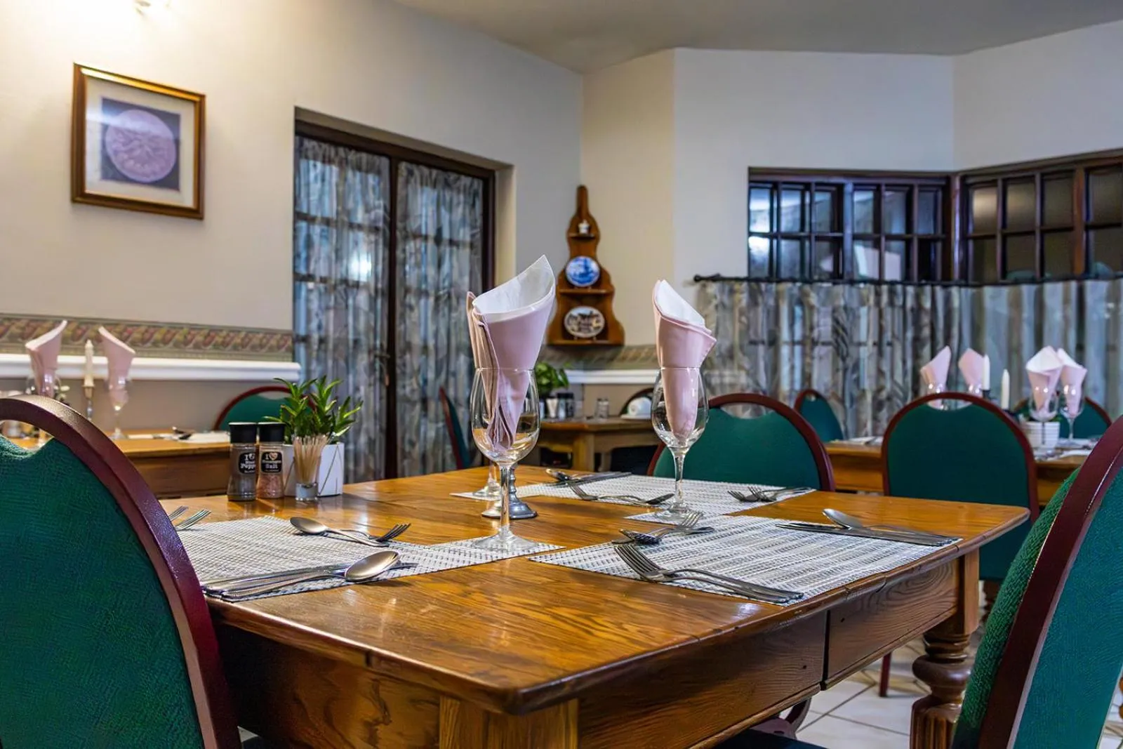 Dining area in Westlodge at Graskop B&B