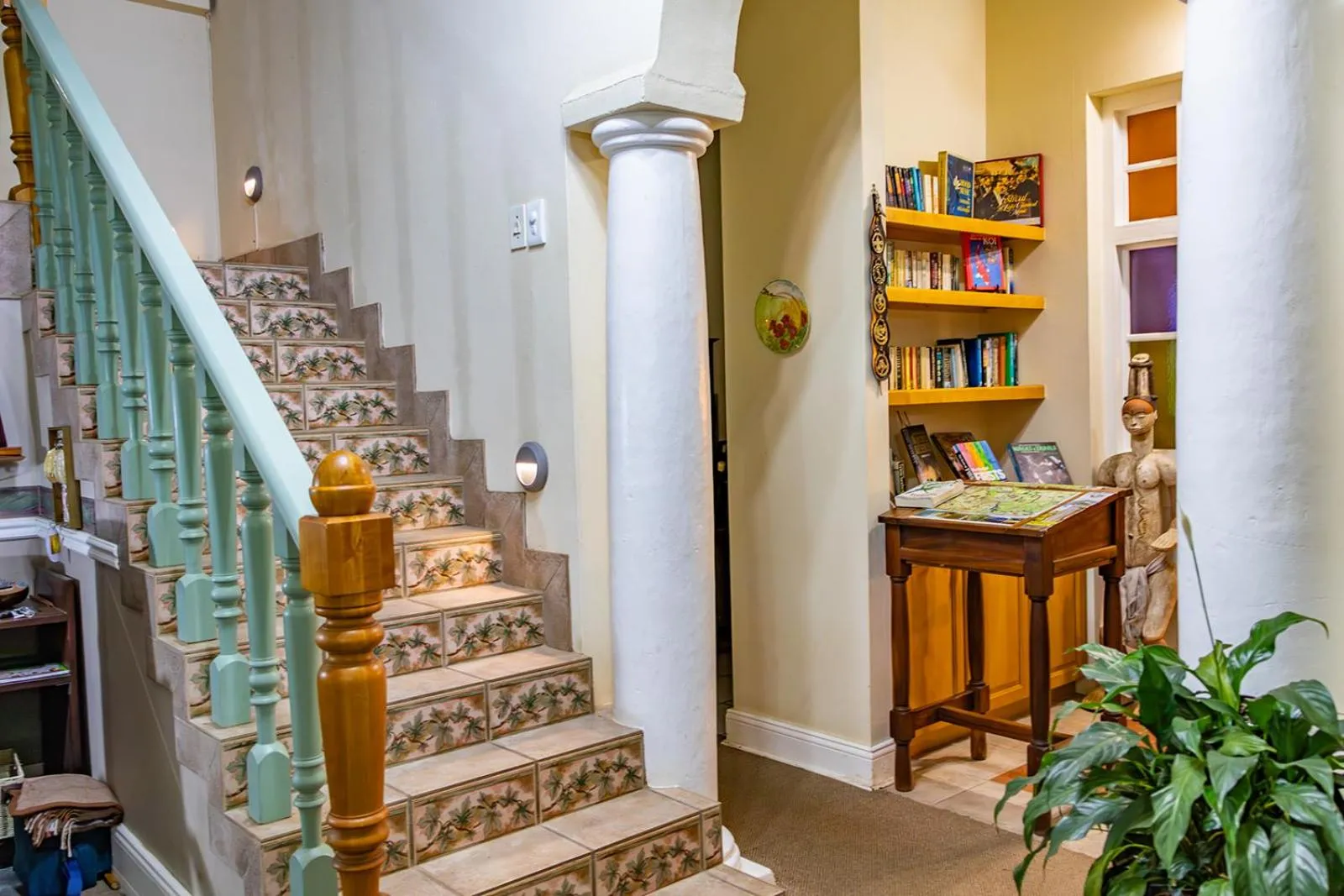 Library in Westlodge at Graskop B&B