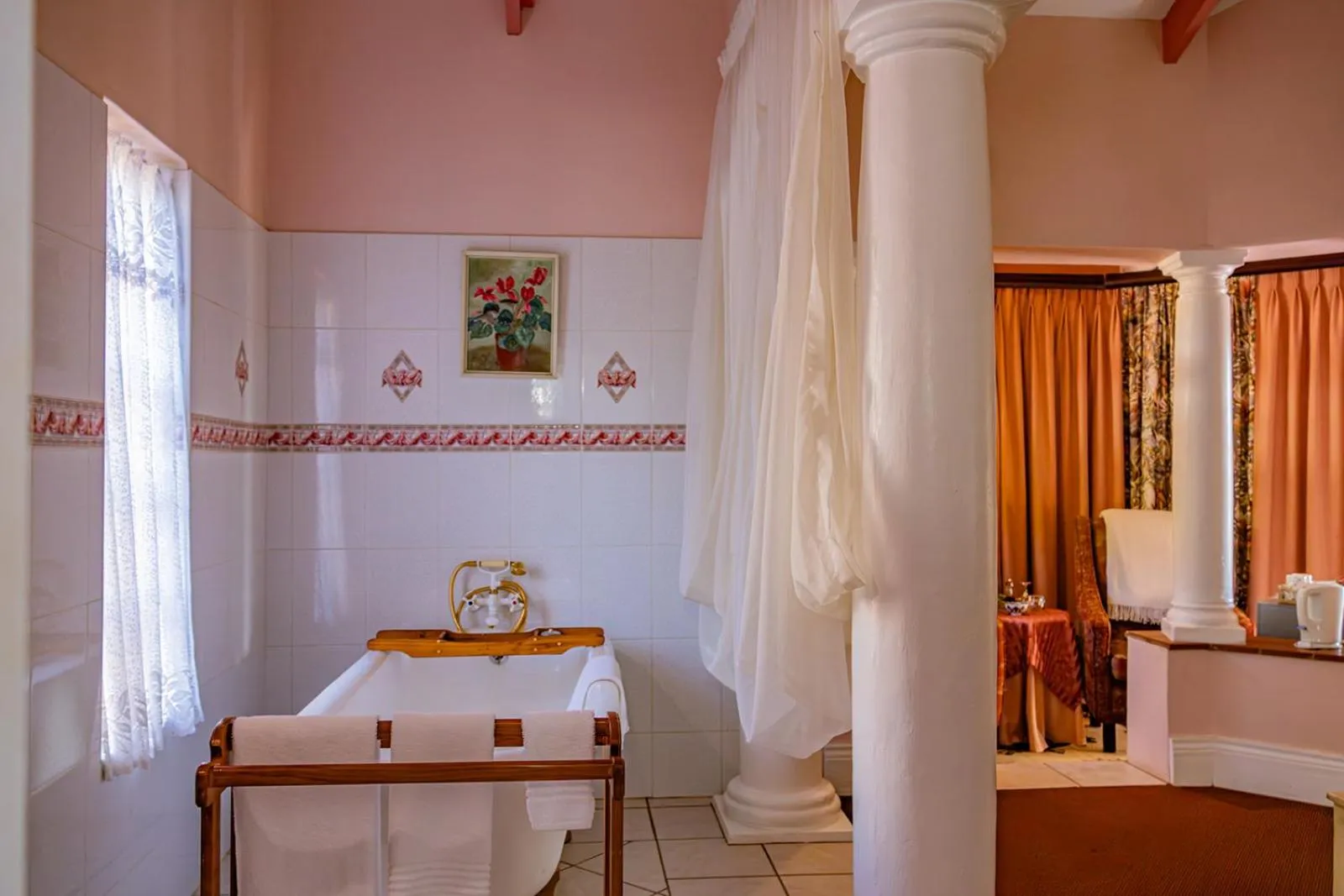 Bath in Westlodge at Graskop B&B