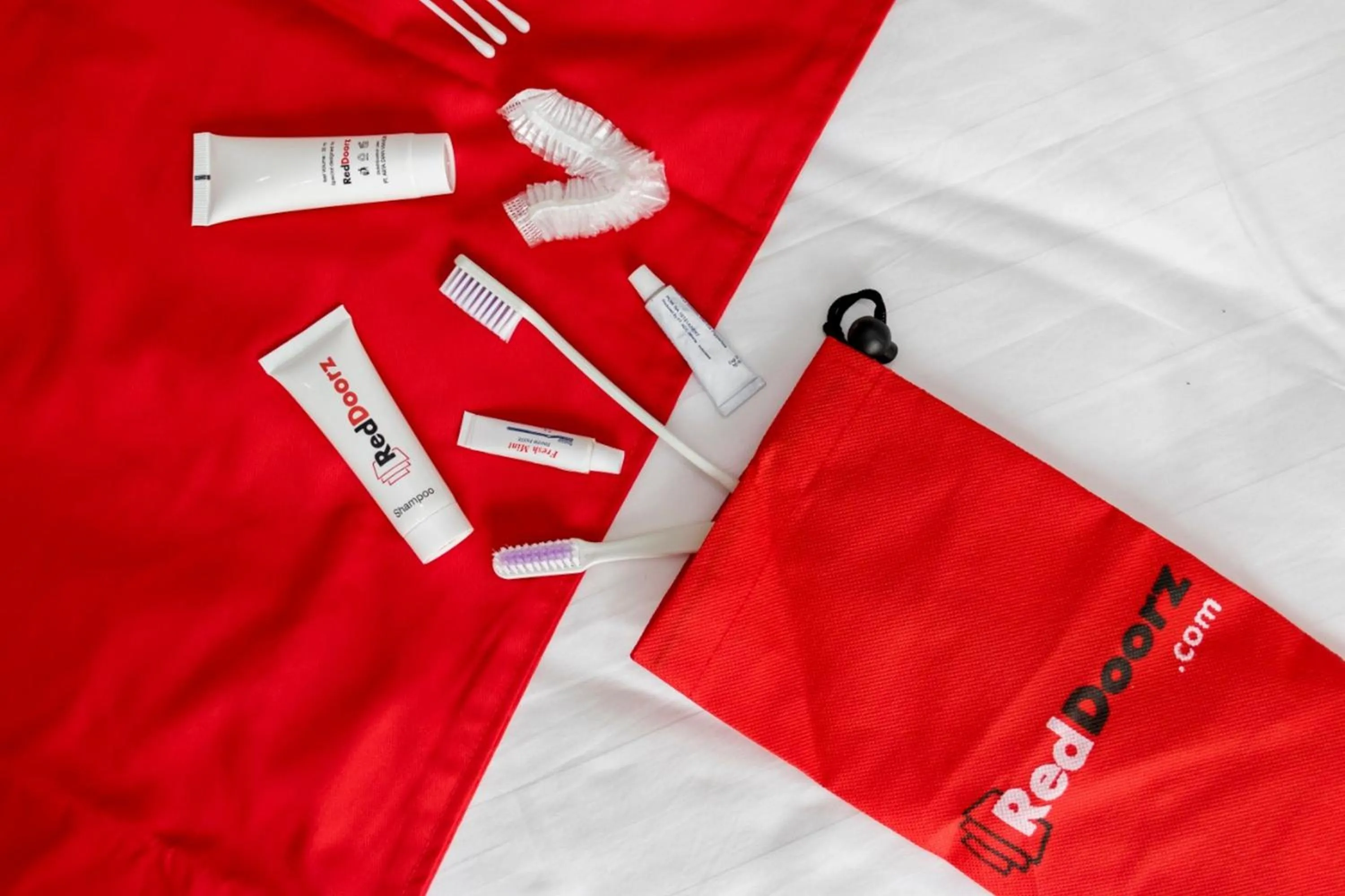 RedDoorz Plus near Universitas Saburai Lampung