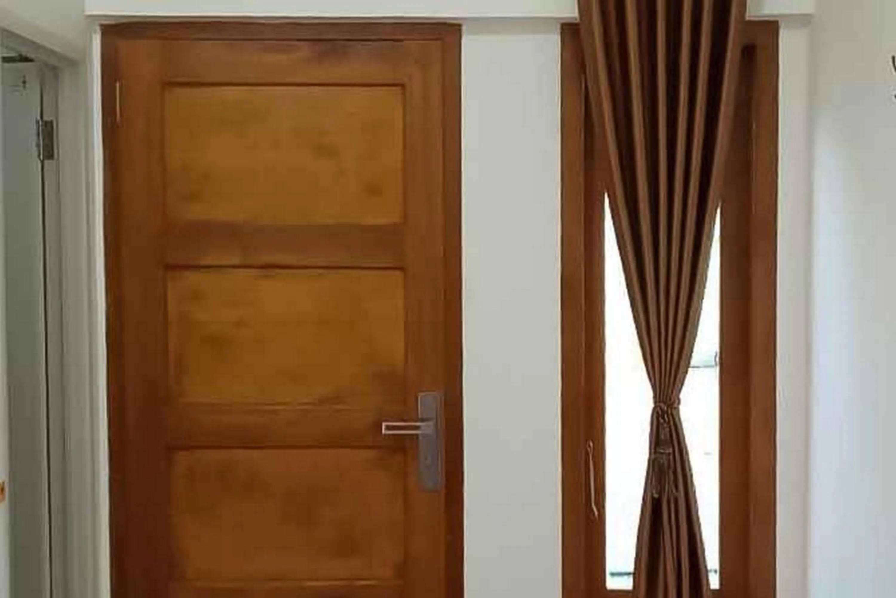 RedDoorz Plus near Universitas Saburai Lampung