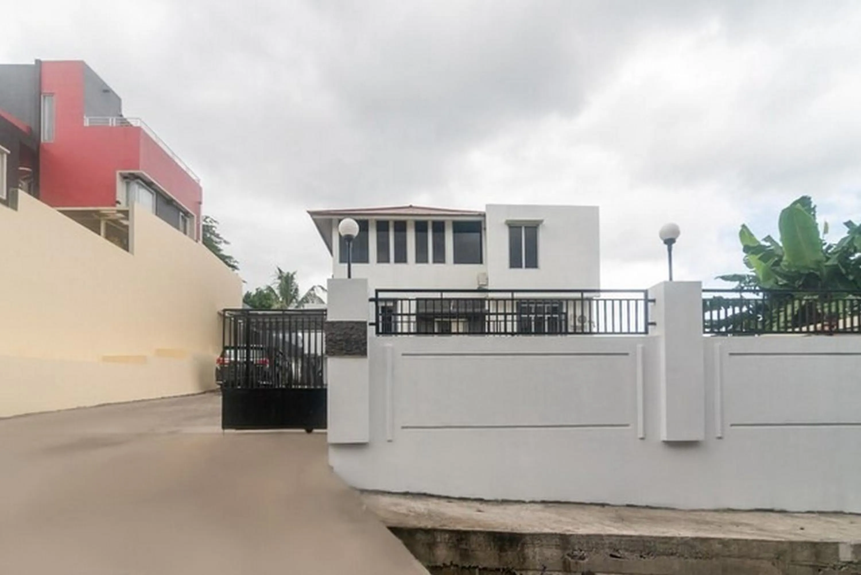 RedDoorz @ Wanea Area Manado