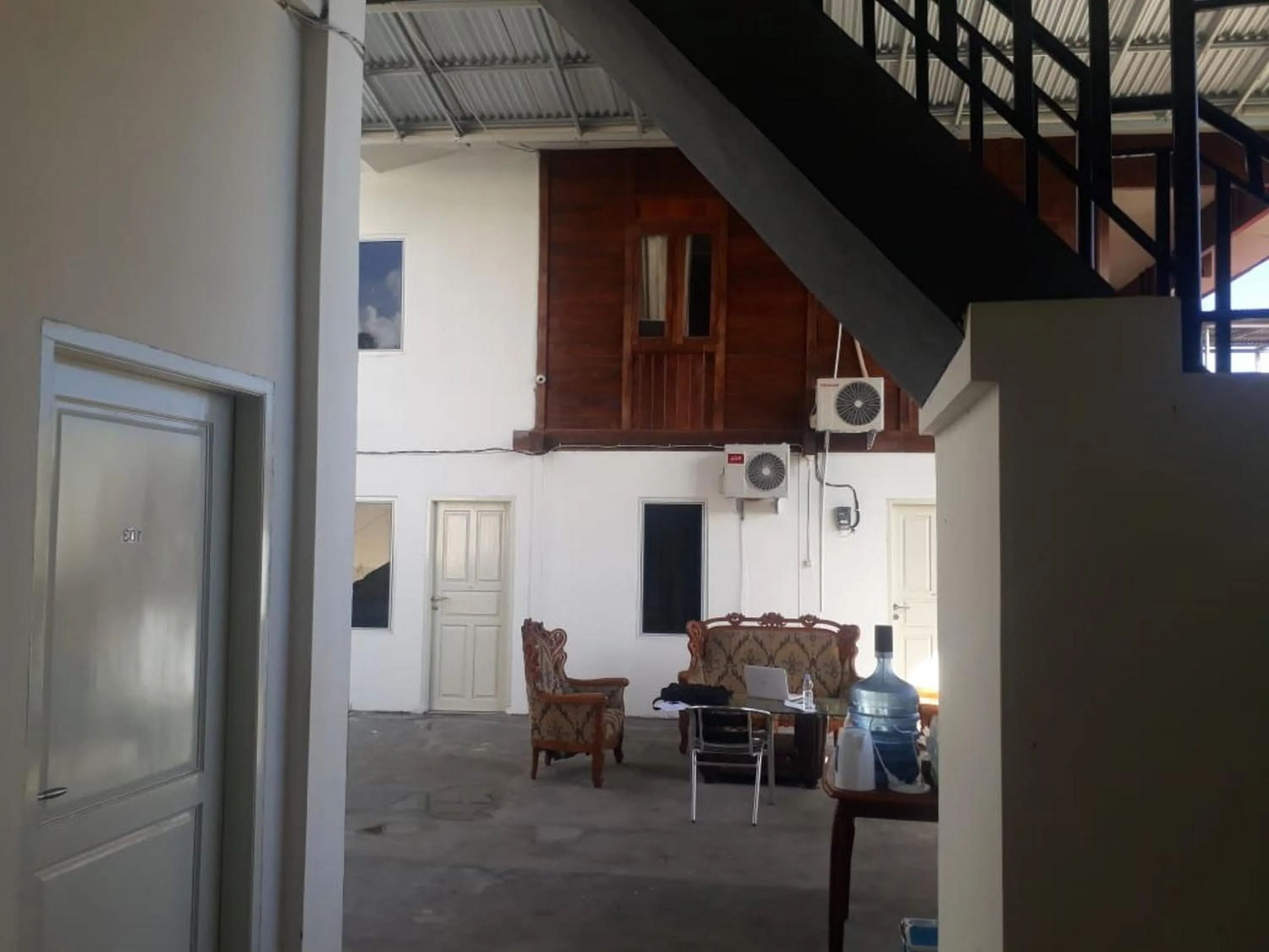 RedDoorz @ Wanea Area Manado