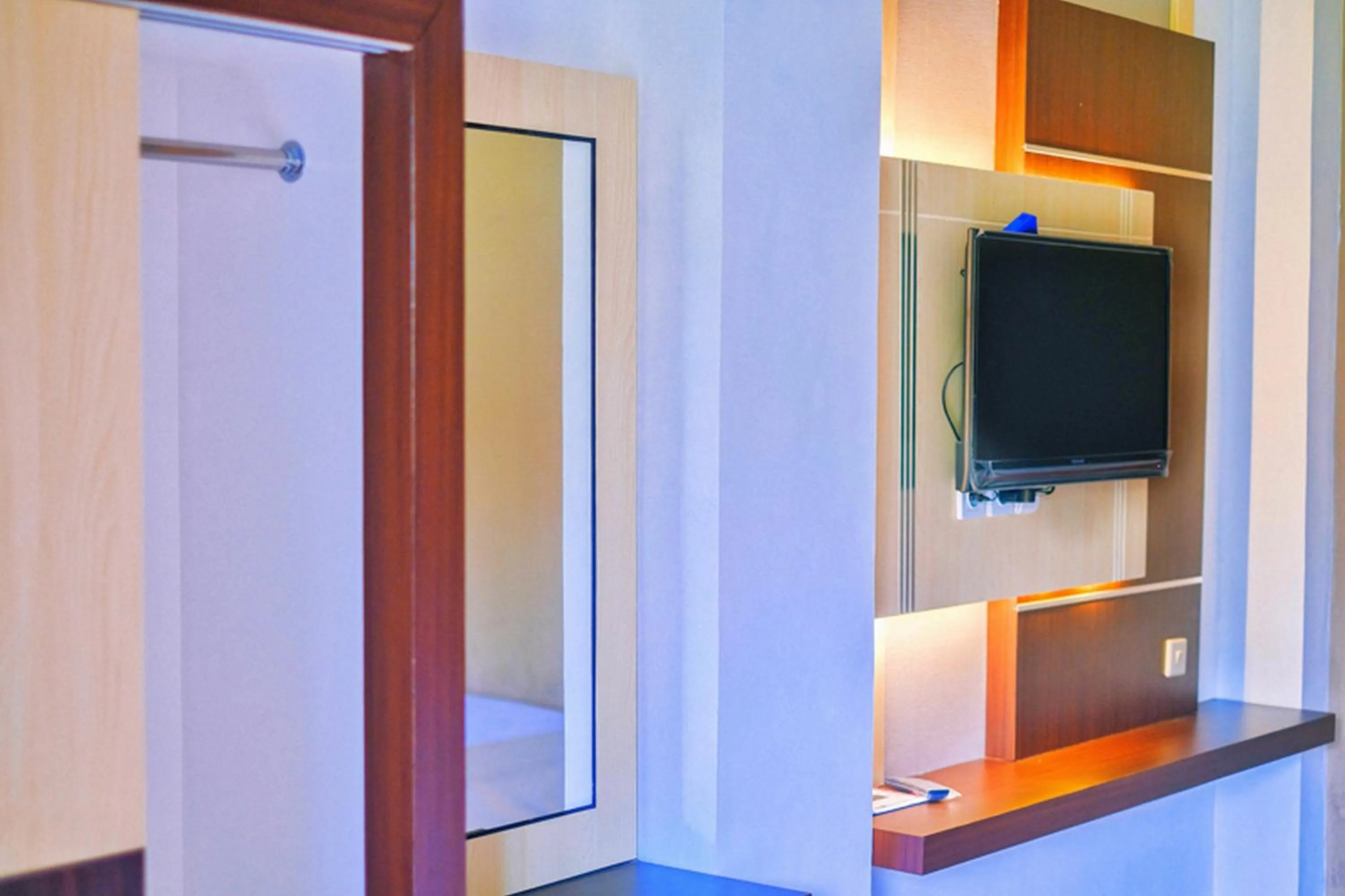 Property building in RedDoorz At Artomoro Guest House