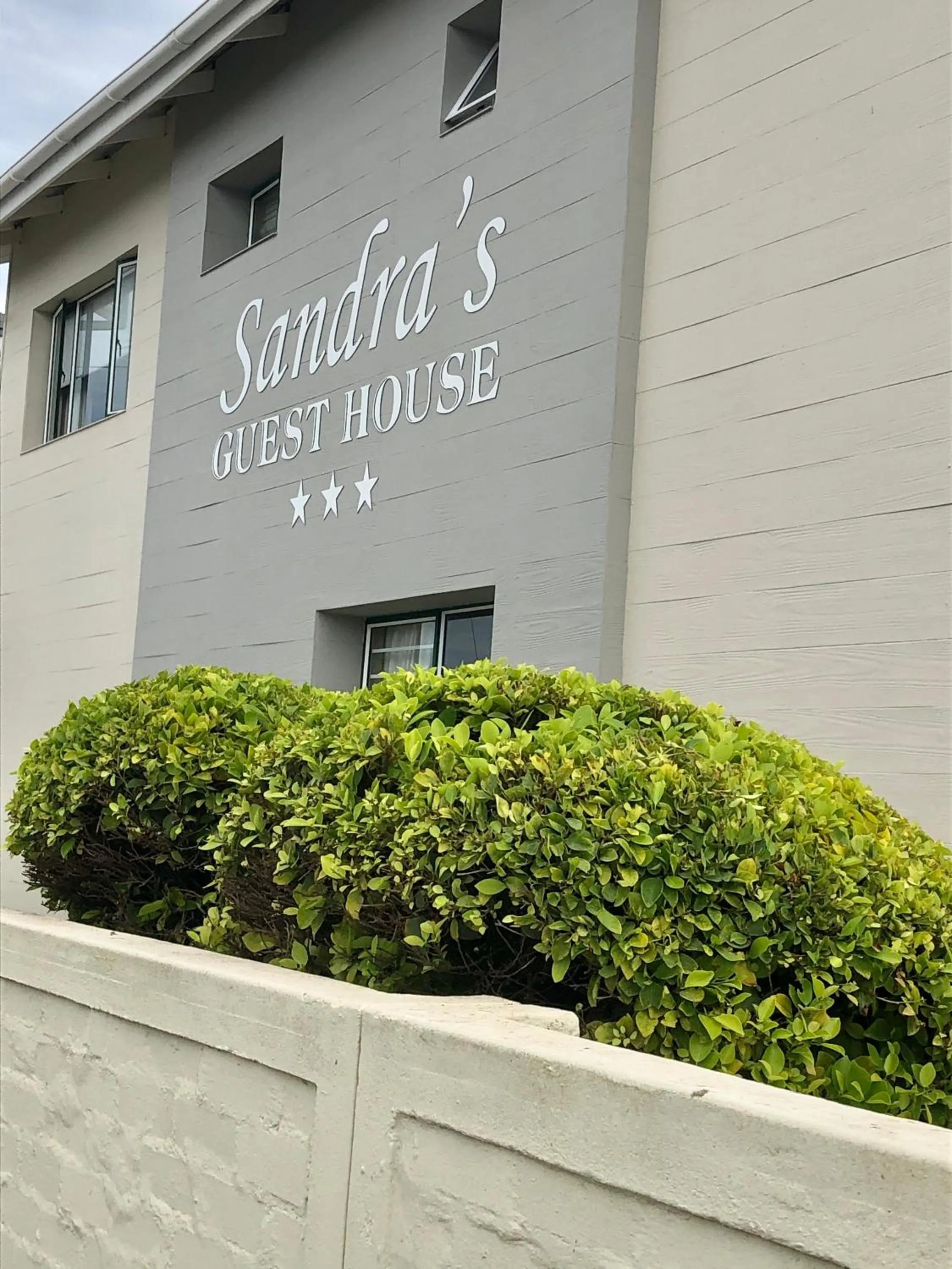 Facade/entrance in Sandra's Guest House