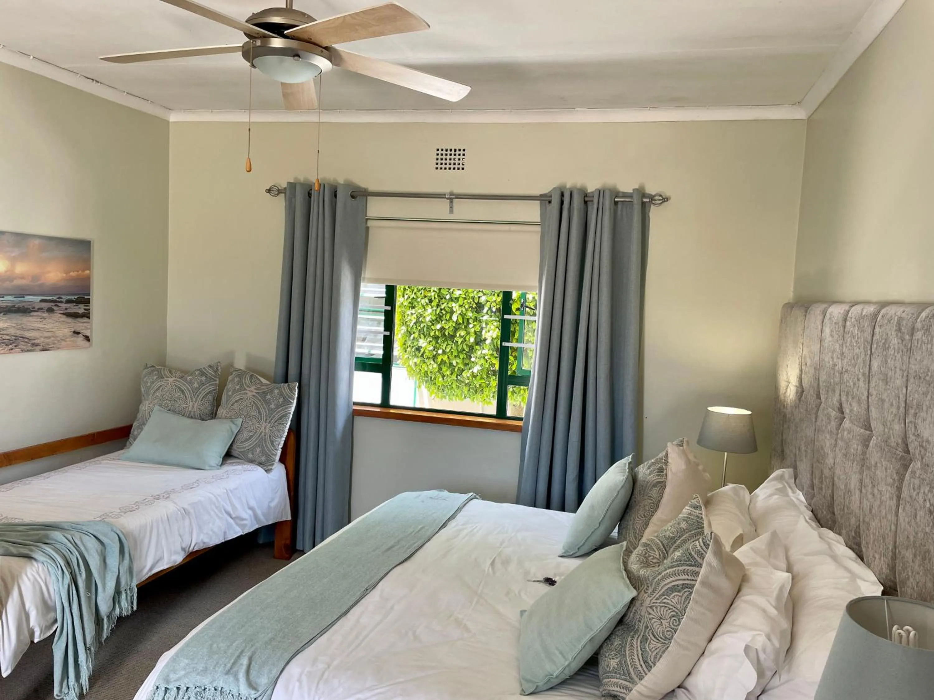 Bedroom, Bed in Sandra's Guest House