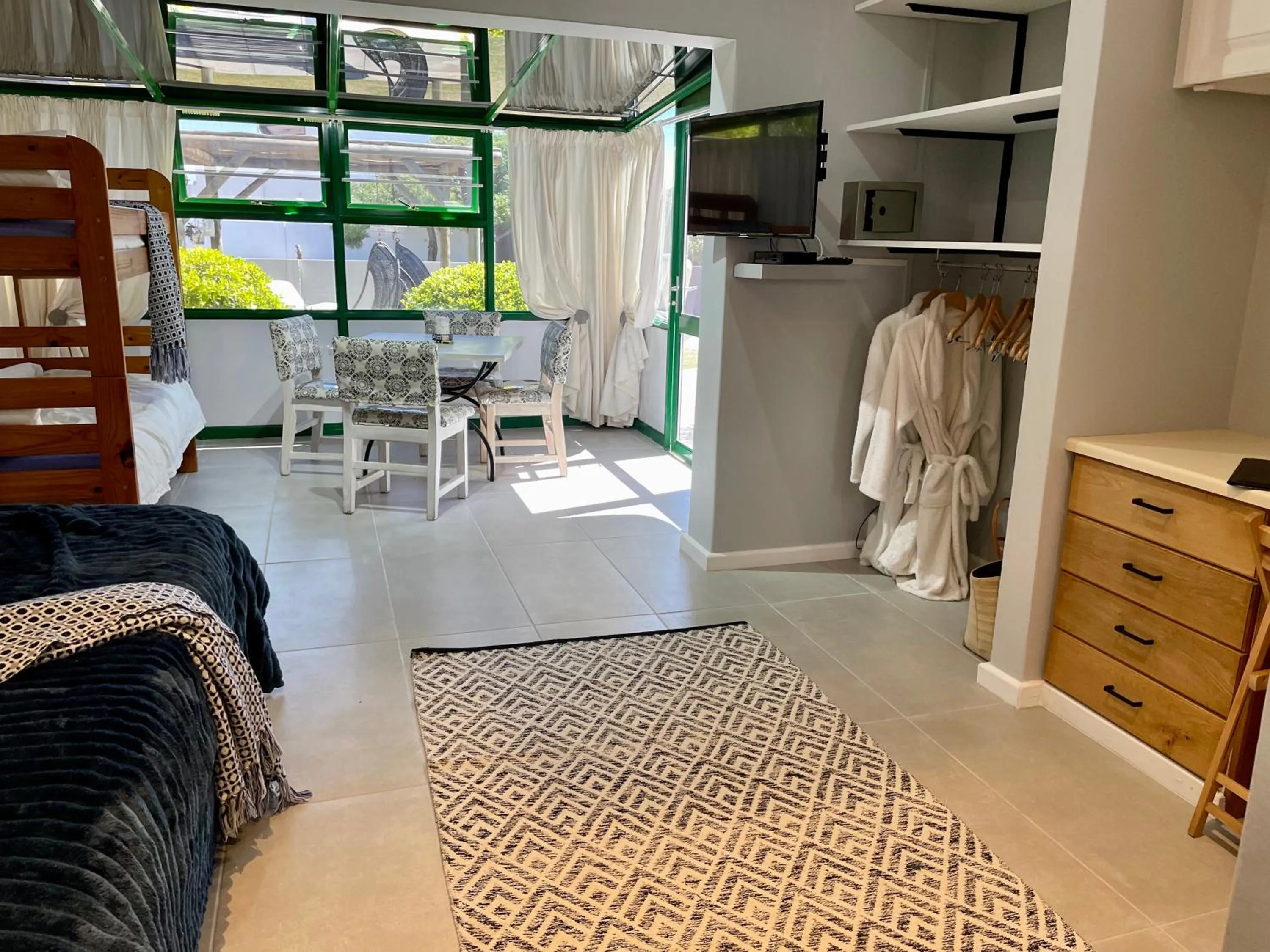 Living room in Sandra's Guest House