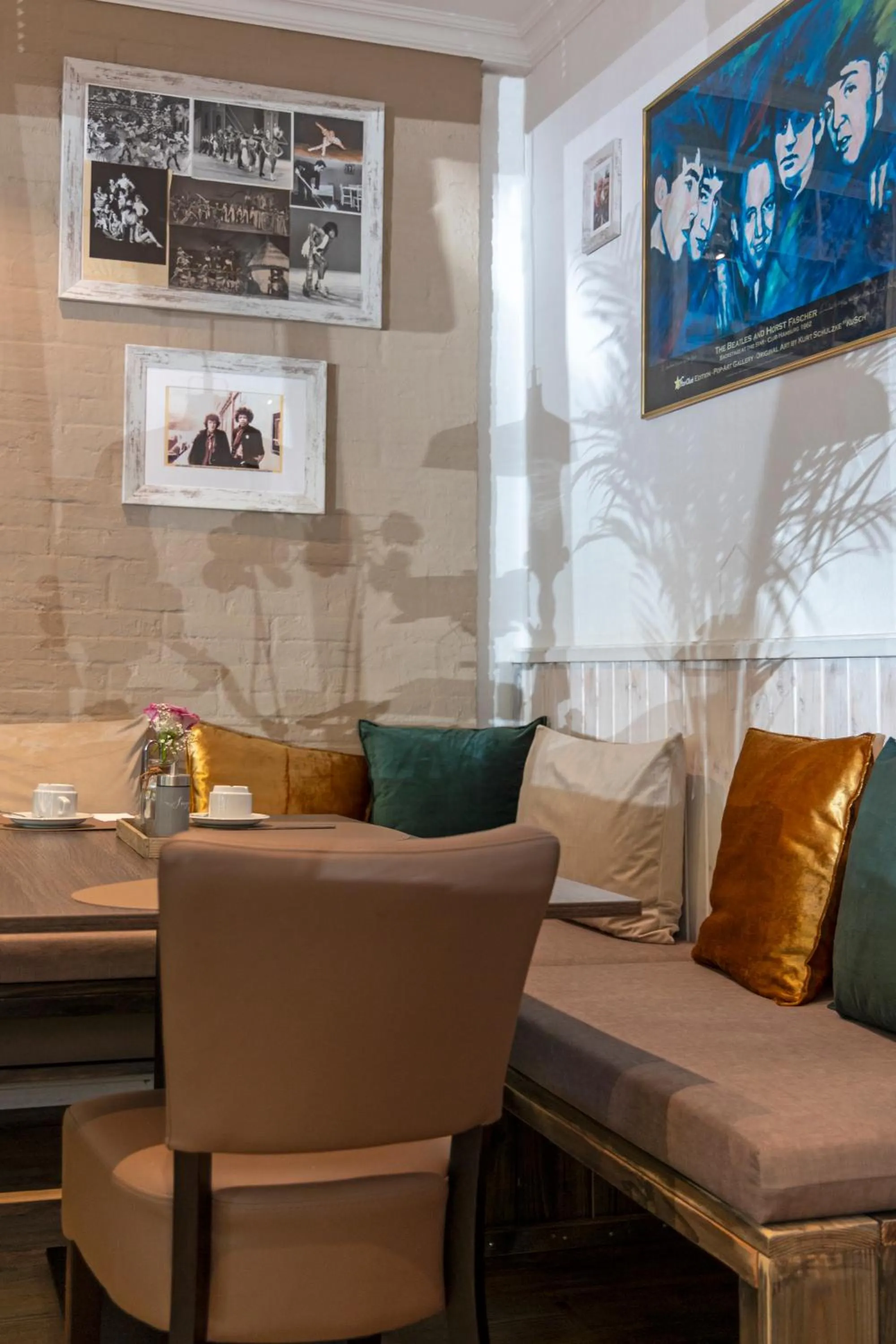 Restaurant/places to eat in Auto-Parkhotel Hamburg St Pauli