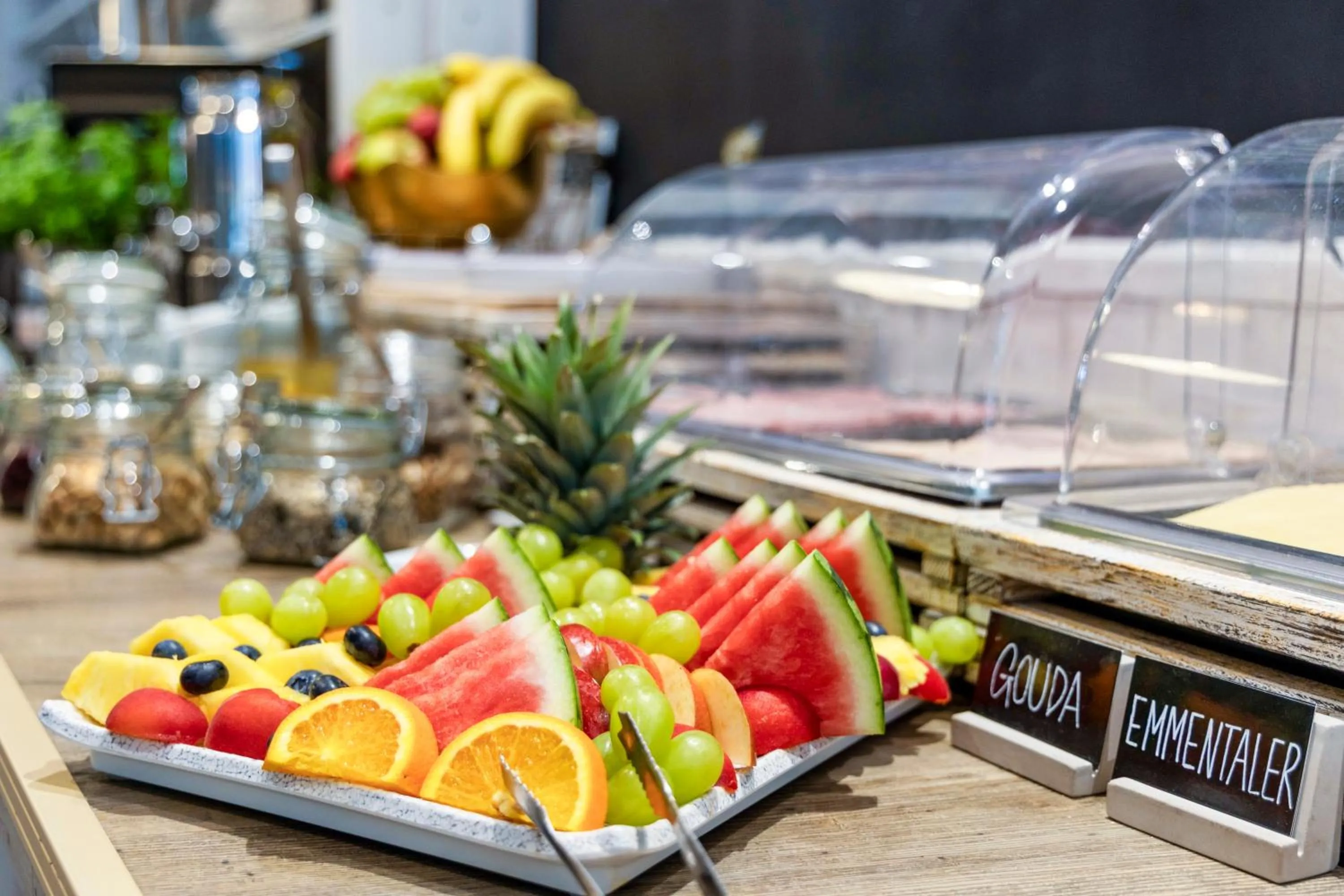 Restaurant/places to eat in Auto-Parkhotel Hamburg St Pauli