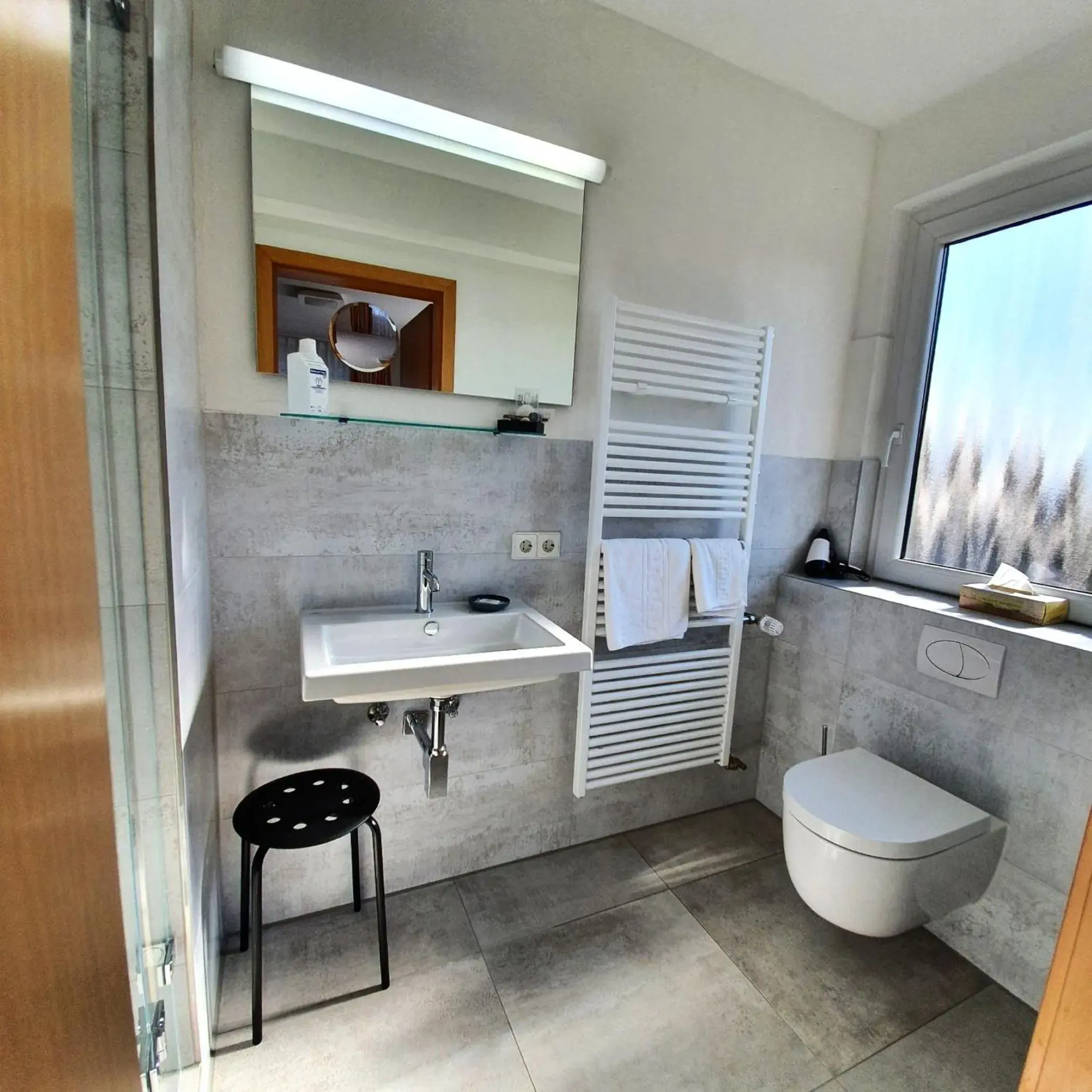 Deluxe Single Room - single occupancy in City Hotel Deluxe Single Room - single occupancy in City Hotel