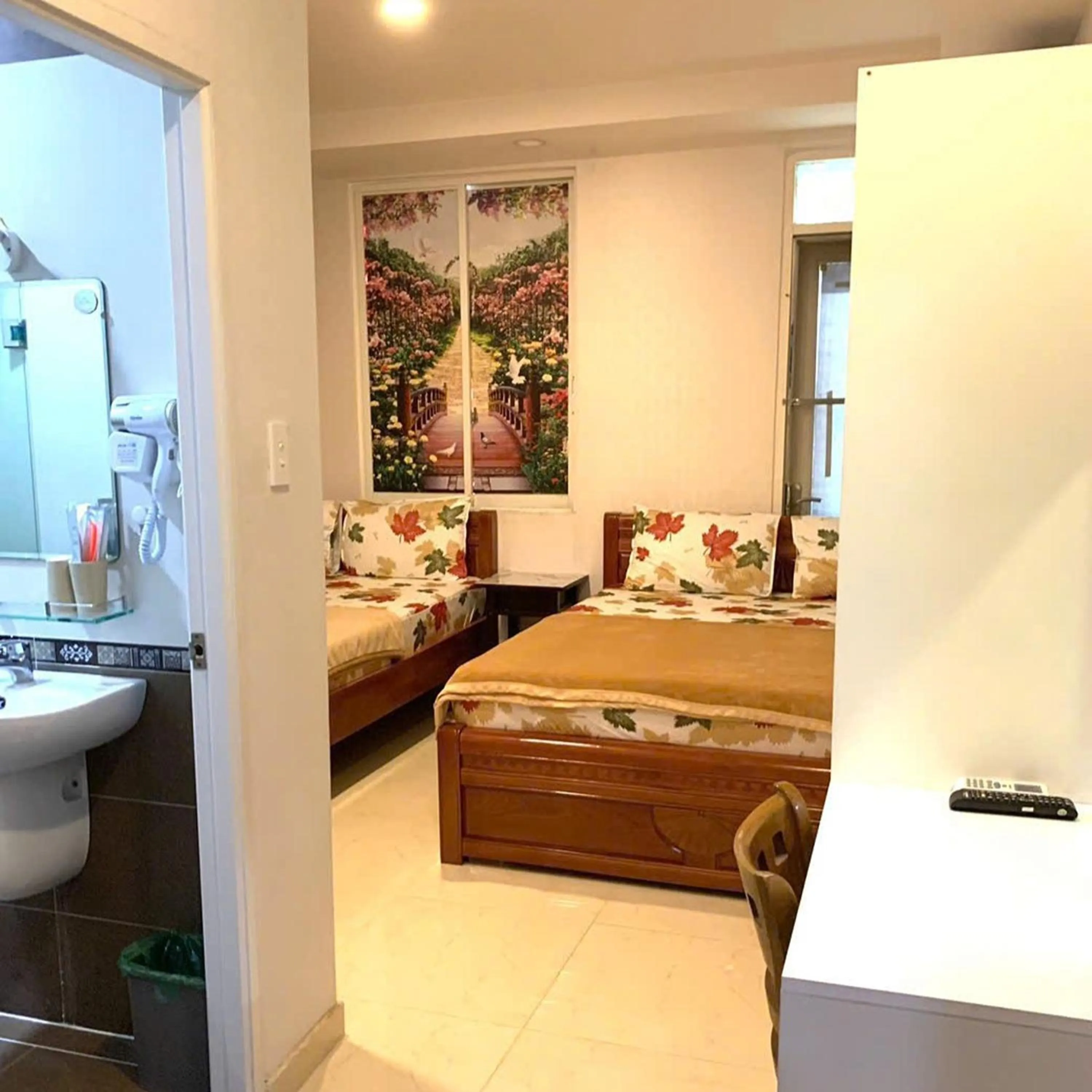 Bedroom, Bed in Hoang Yen Nhi Hotel