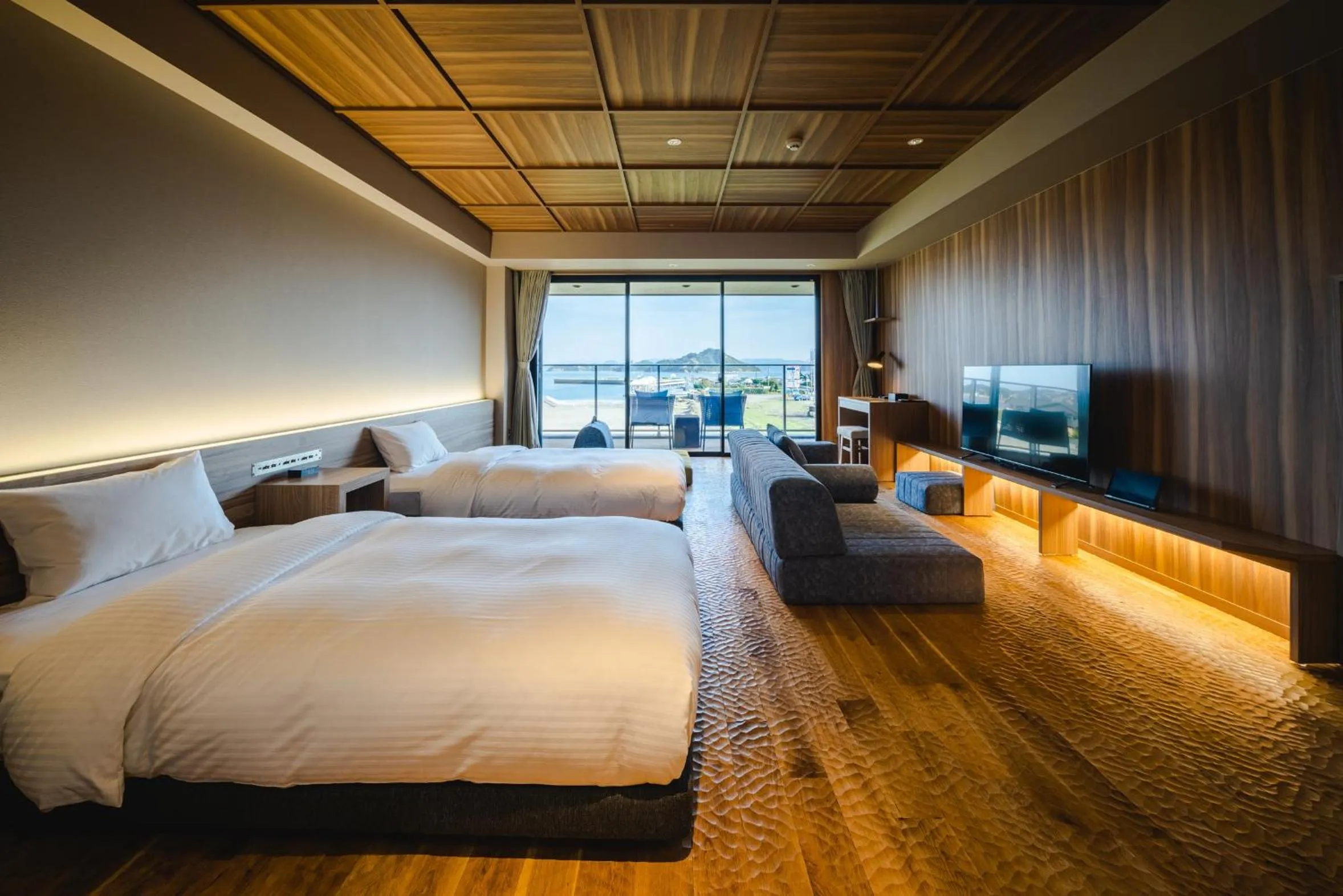 Photo of the whole room, Bed in UNO HOTEL