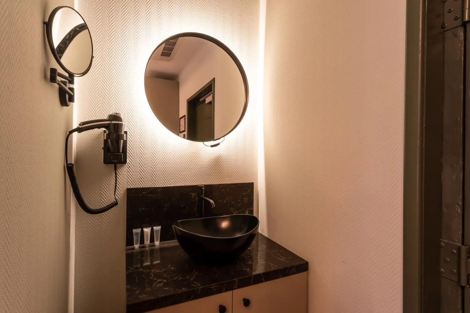 Bathroom in Boutique Hotel Rijks I Kloeg Collection