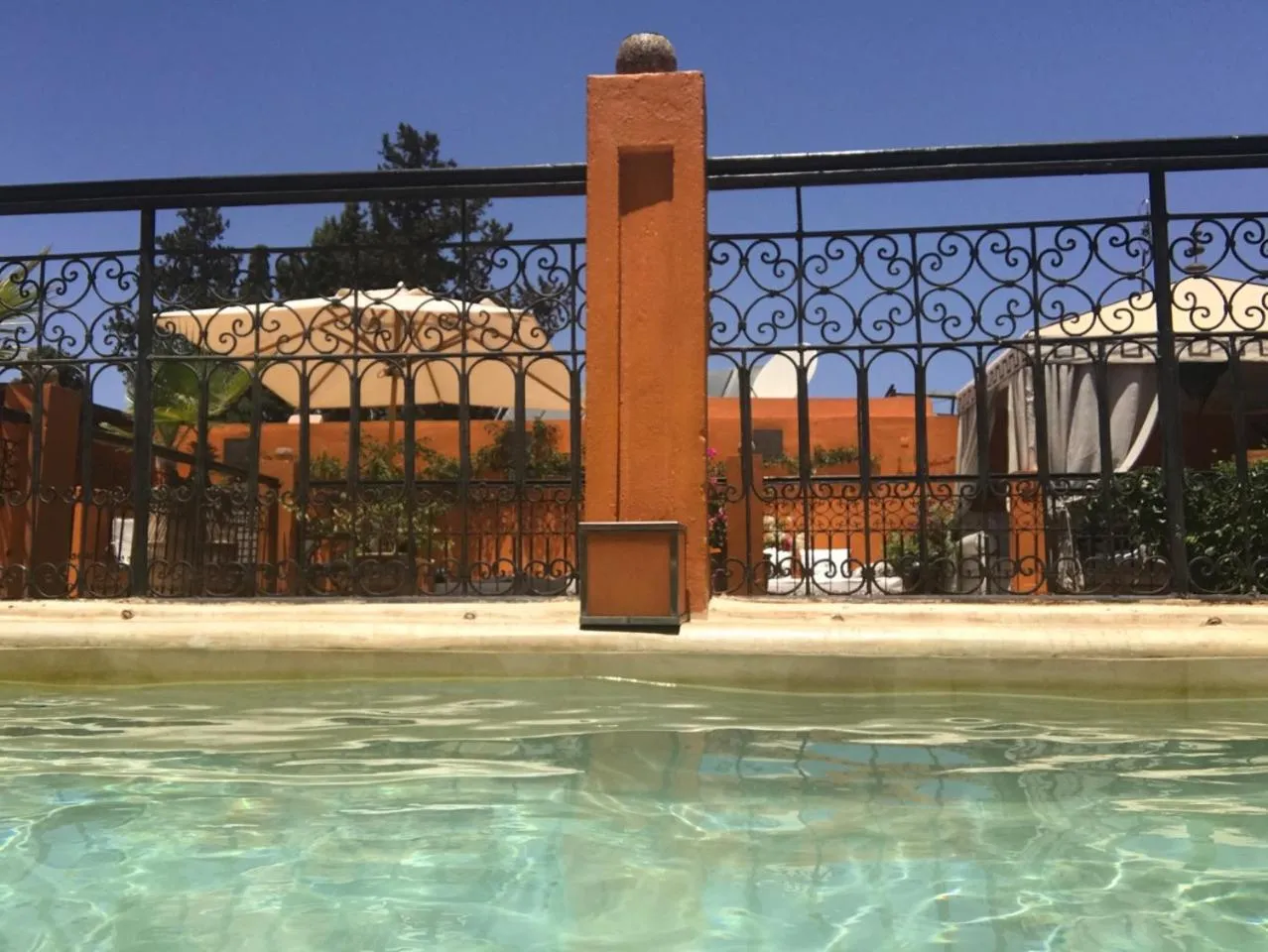 Swimming pool in Riad Hermès