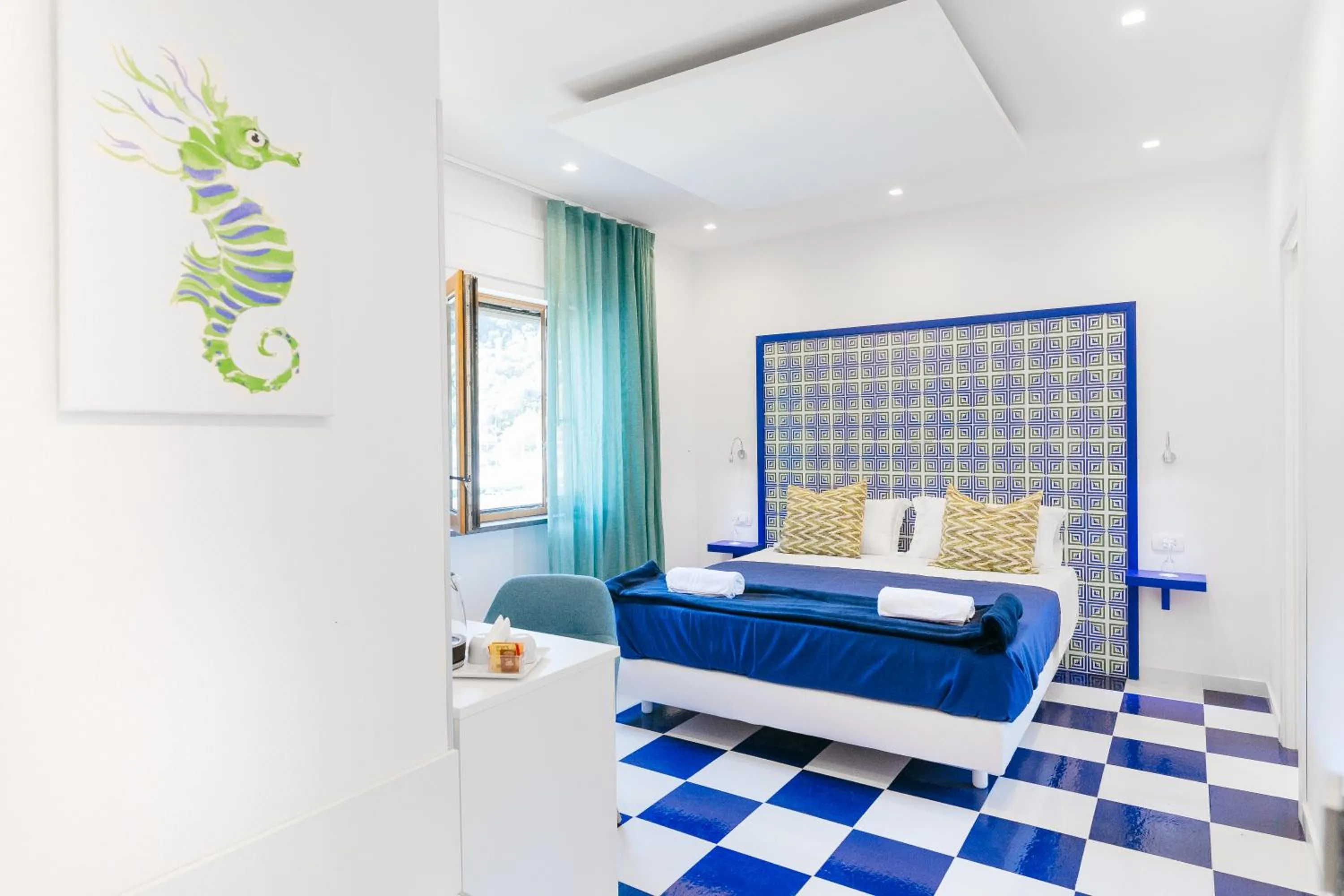 Photo of the whole room, Bed in Maison Serena Sorrento