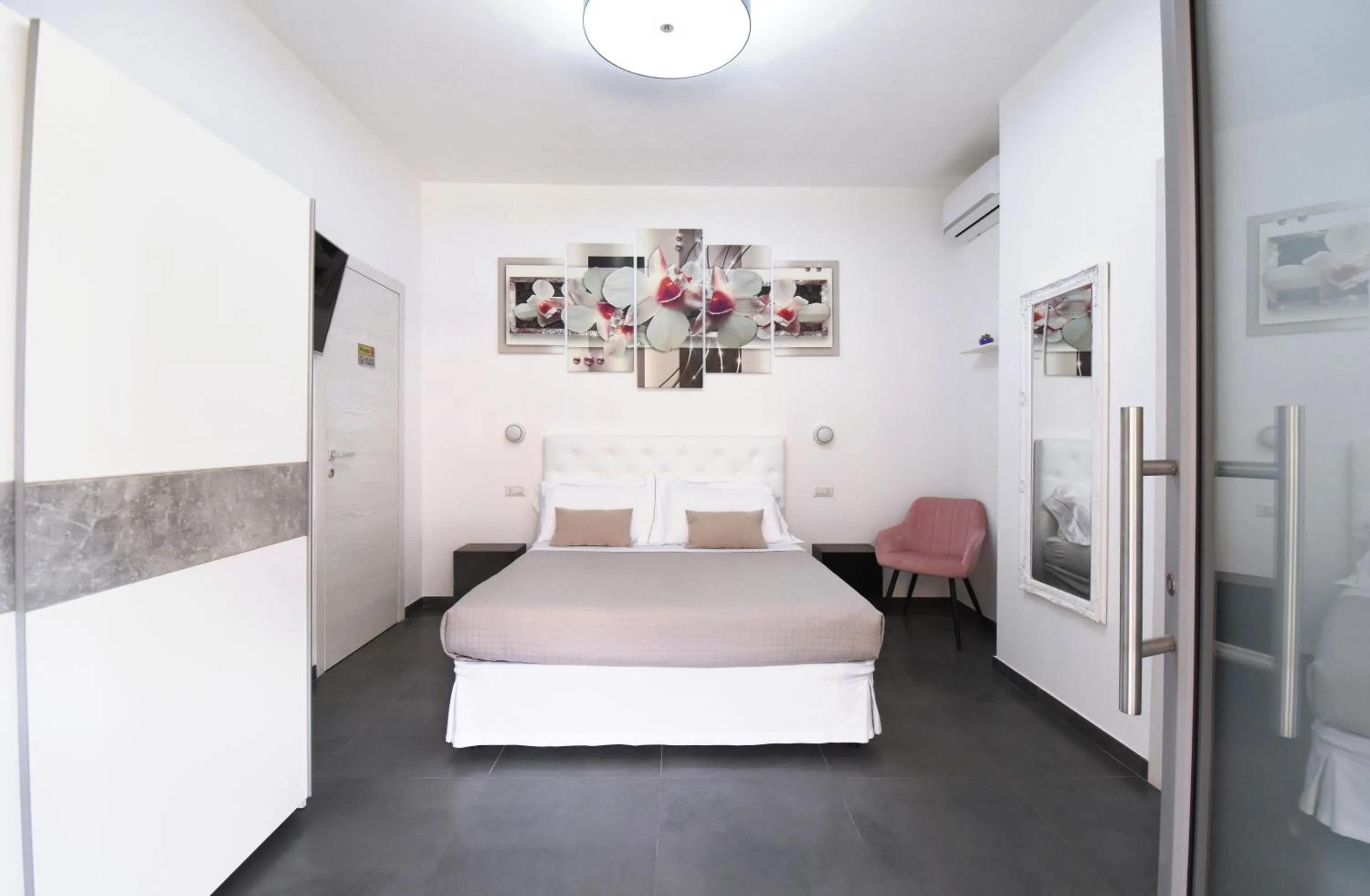 Bedroom, Bed in Elis b&b Villasimius