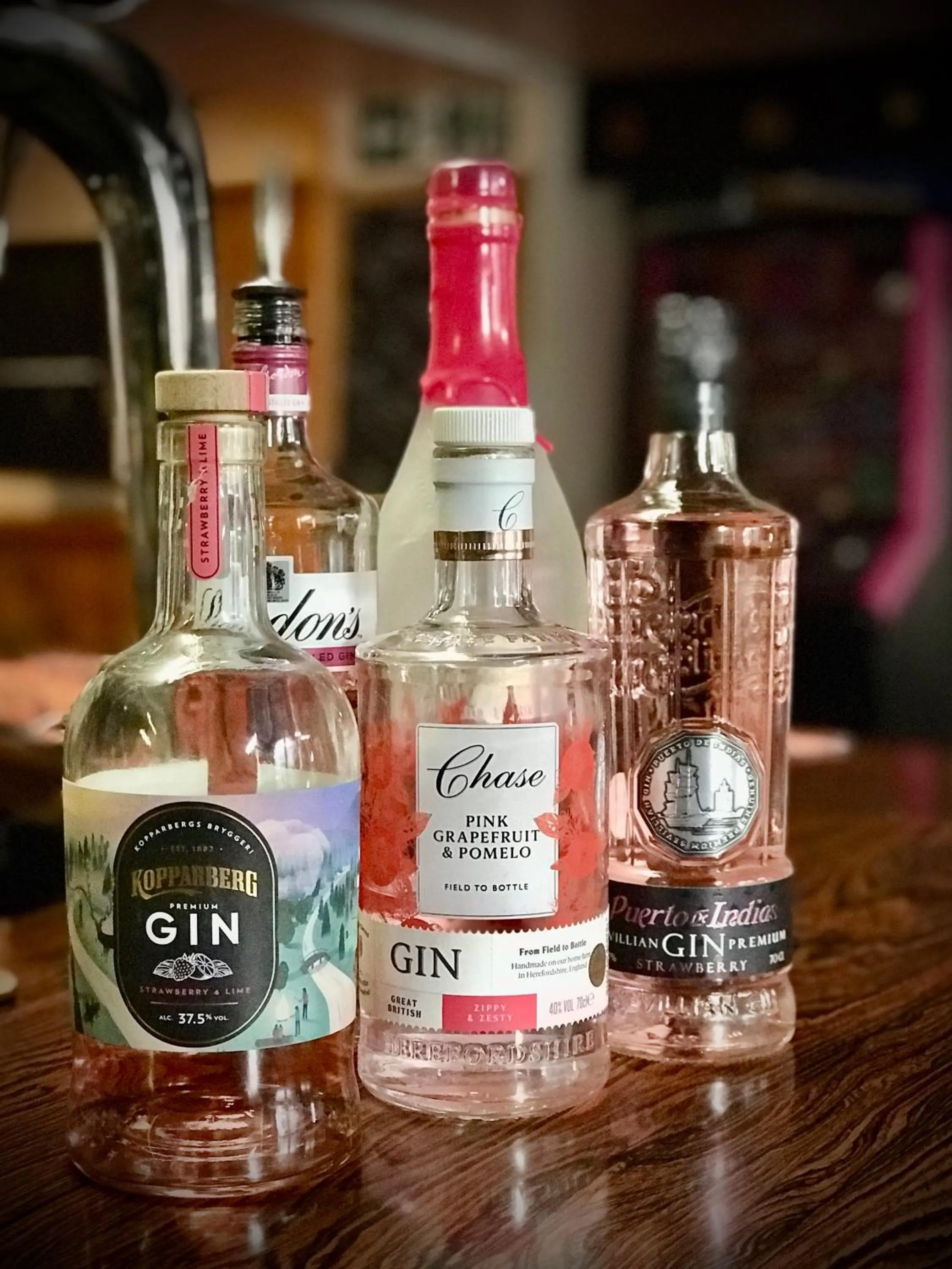 Drinks in The White Horse Inn, Clun