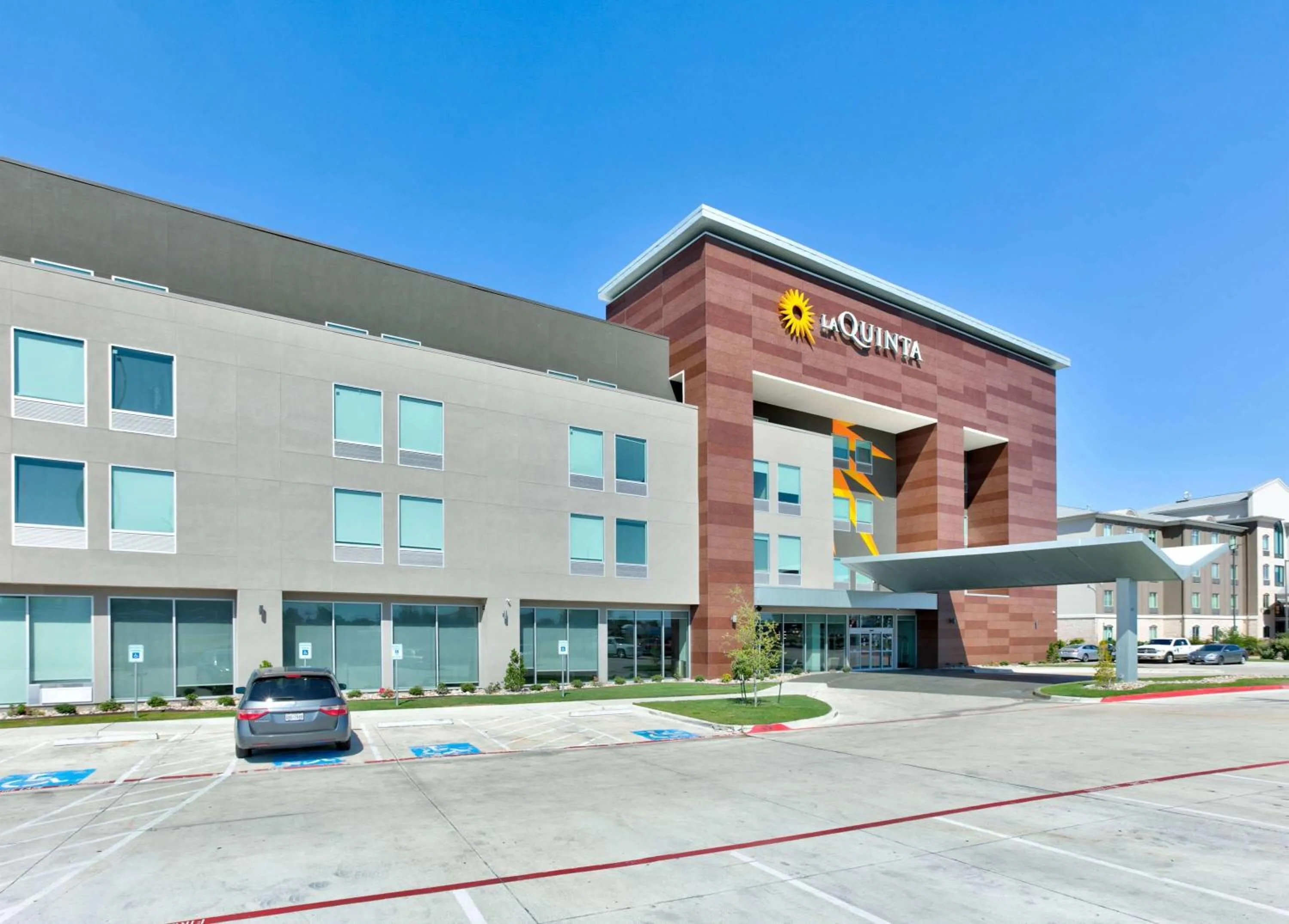 Property building in La Quinta Inn & Suites by Wyndham Dallas/Fairpark