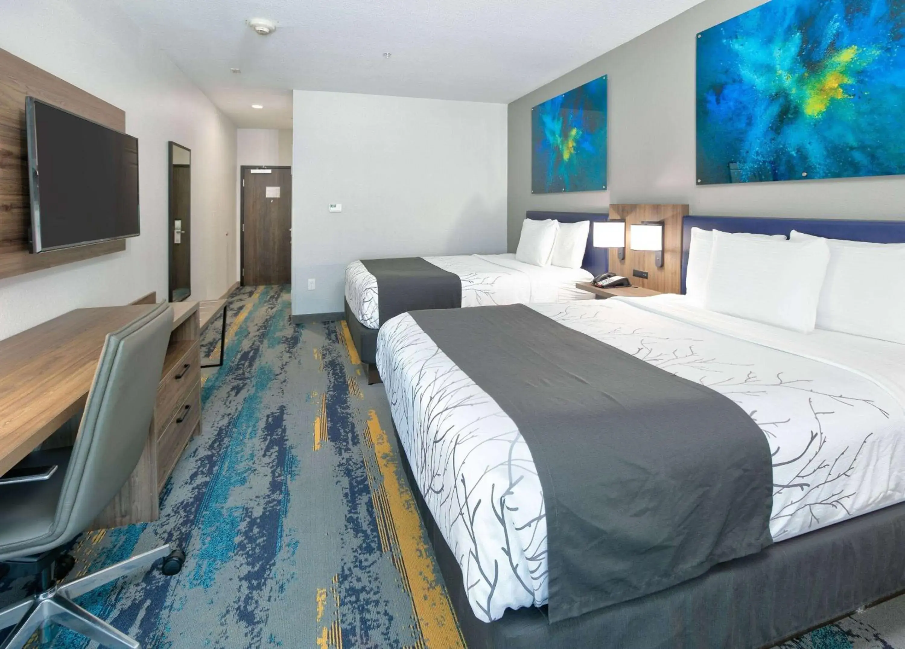 2 Queen Beds, Mobility/Hearing Access Premier Room, Tub w/ Grab Bars, No Smoking in La Quinta Inn & Suites by Wyndham Dallas/Fairpark 2 Queen Beds, Mobility/Hearing Access Premier Room, Tub w/ Grab Bars, No Smoking in La Quinta Inn & Suites by Wyndham Dallas/Fairpark