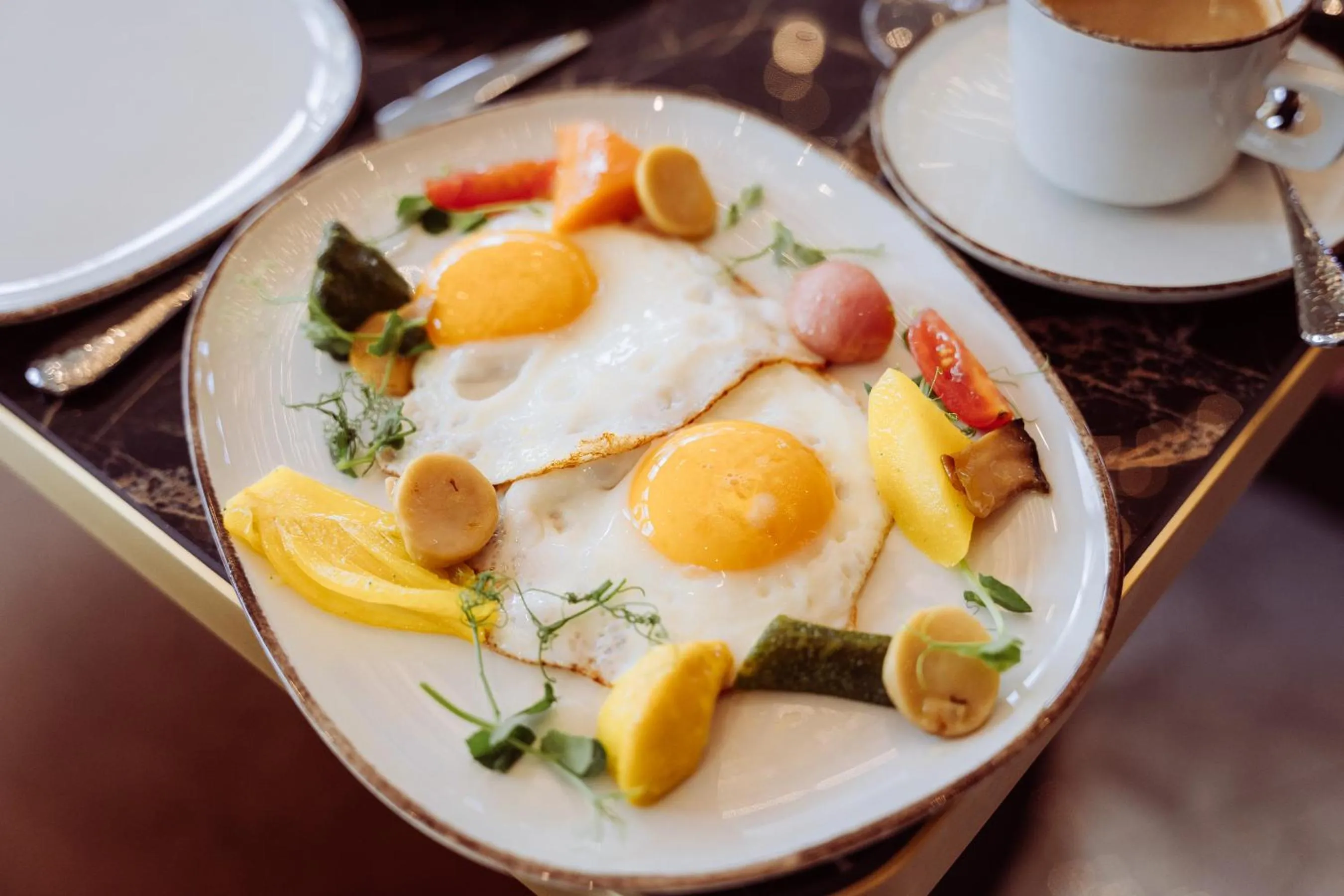 Restaurant/places to eat in Hotel Schweizerhof Luzern