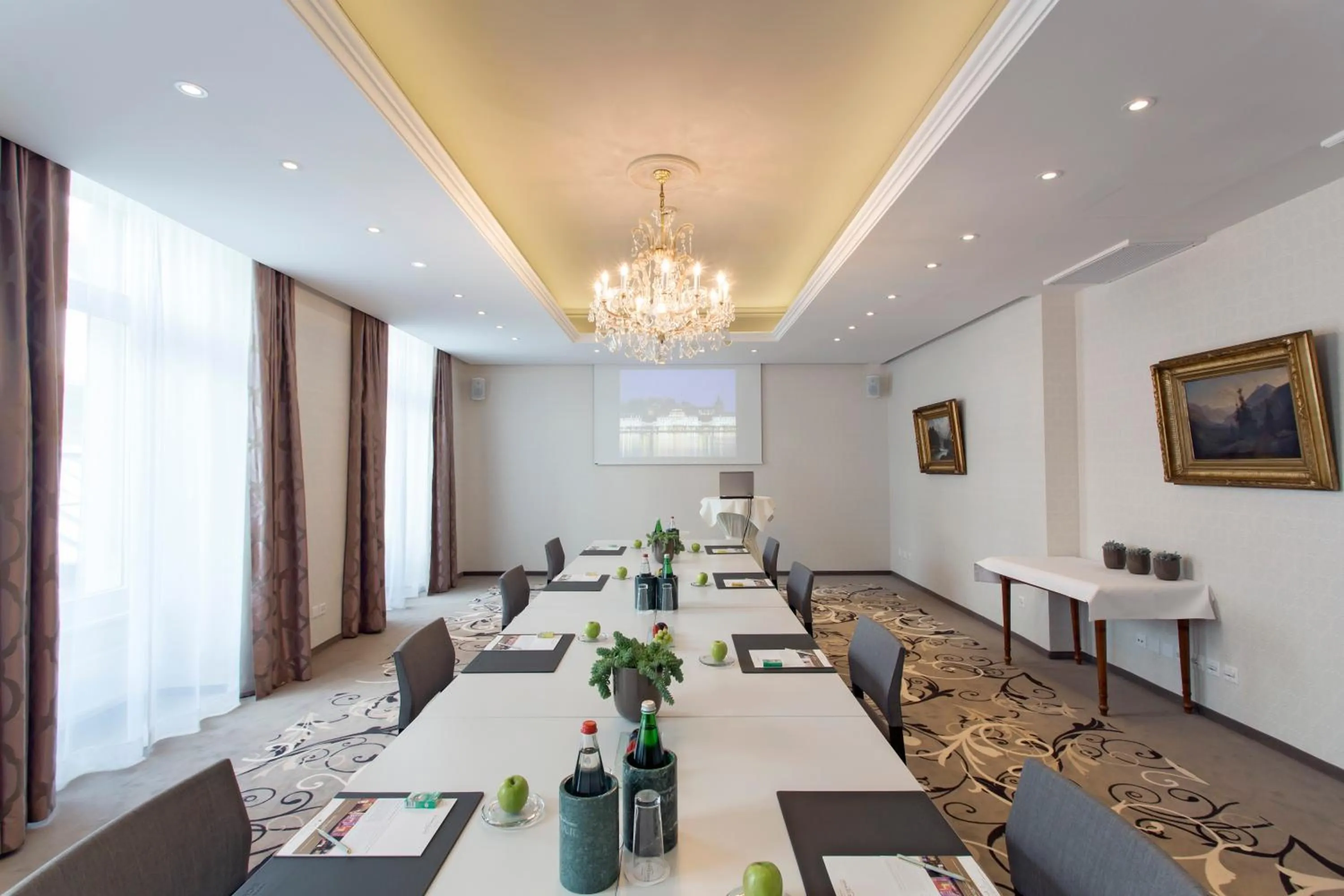 Meeting/conference room in Hotel Schweizerhof Luzern
