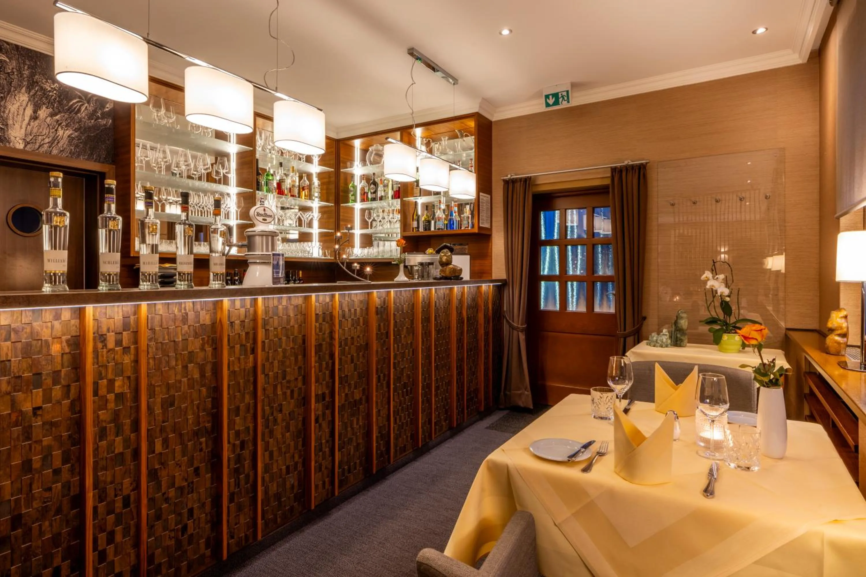 Restaurant/places to eat in Hotel Schaper