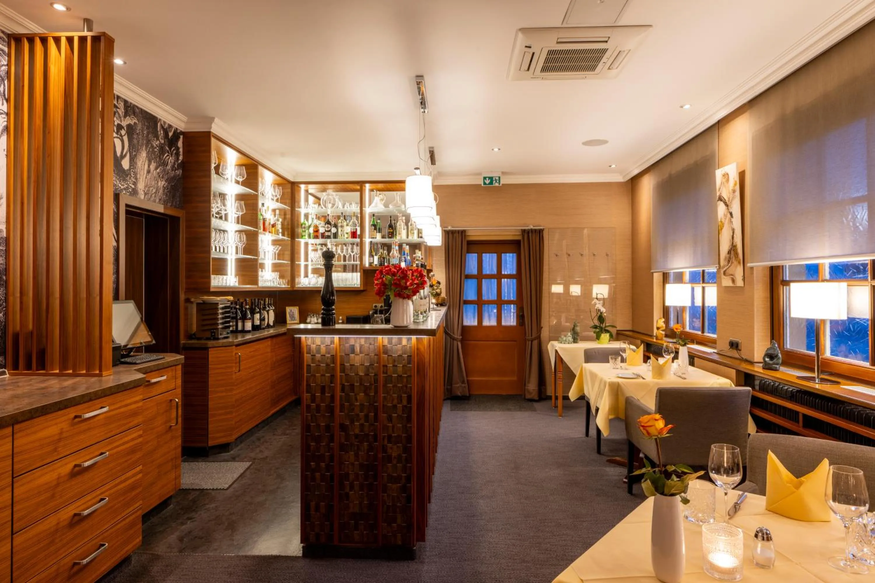 Restaurant/places to eat in Hotel Schaper