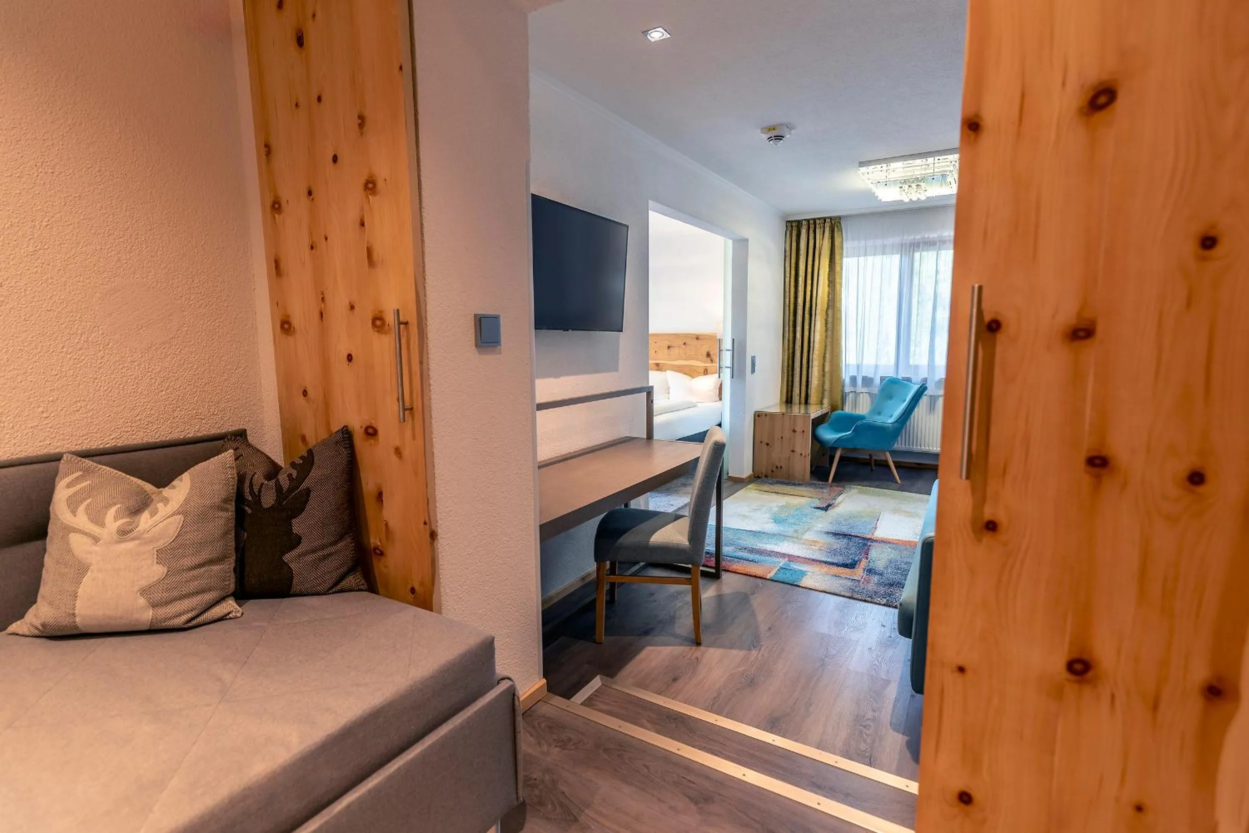 Photo of the whole room, Bed in ARNIKA Garni