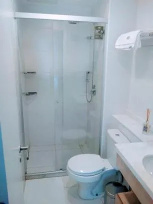 Bathroom in Salvador Mondial Flats