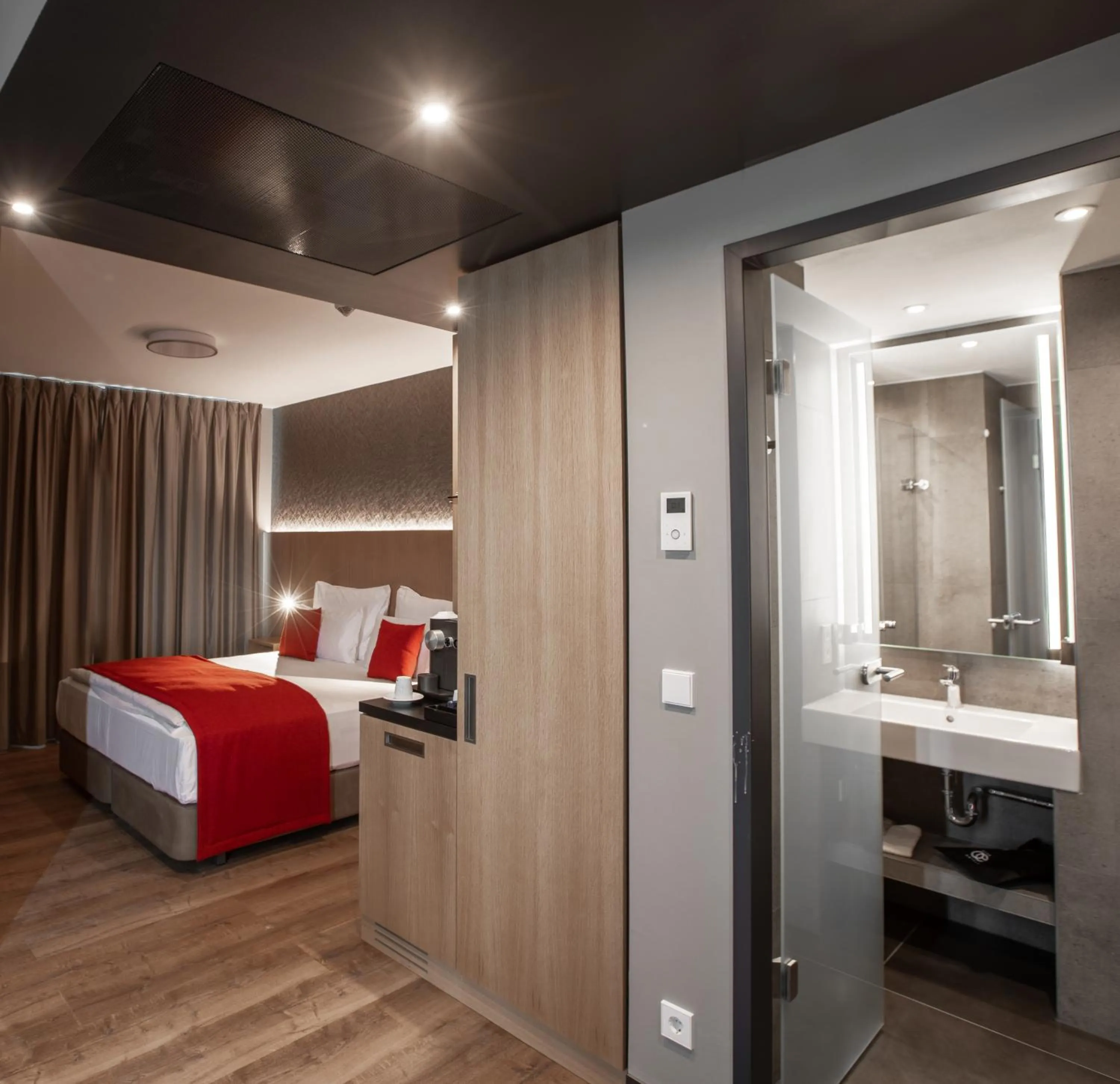 Photo of the whole room, Bed in Ocak Hotel