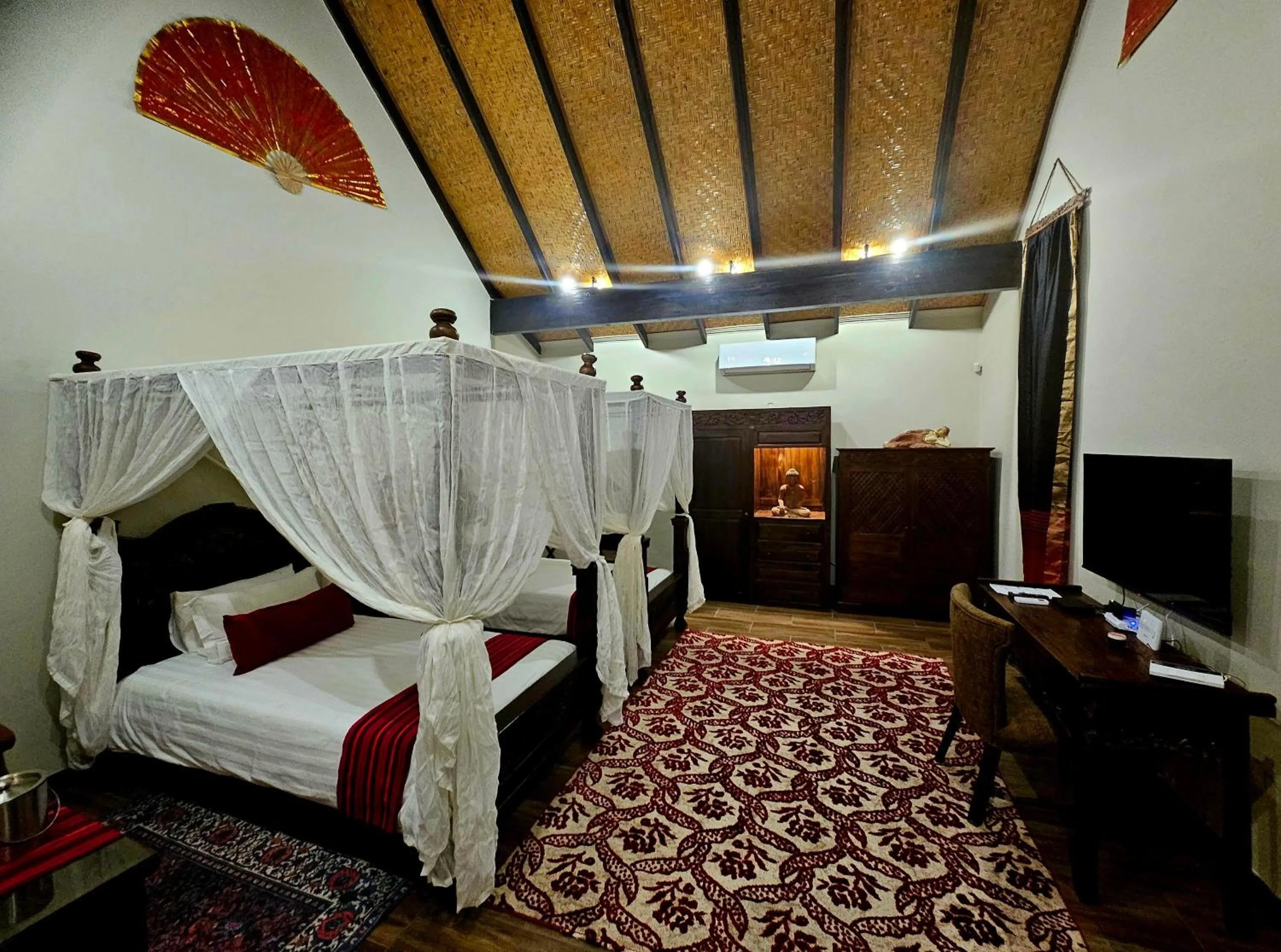 Bedroom, Bed in The Zarafa