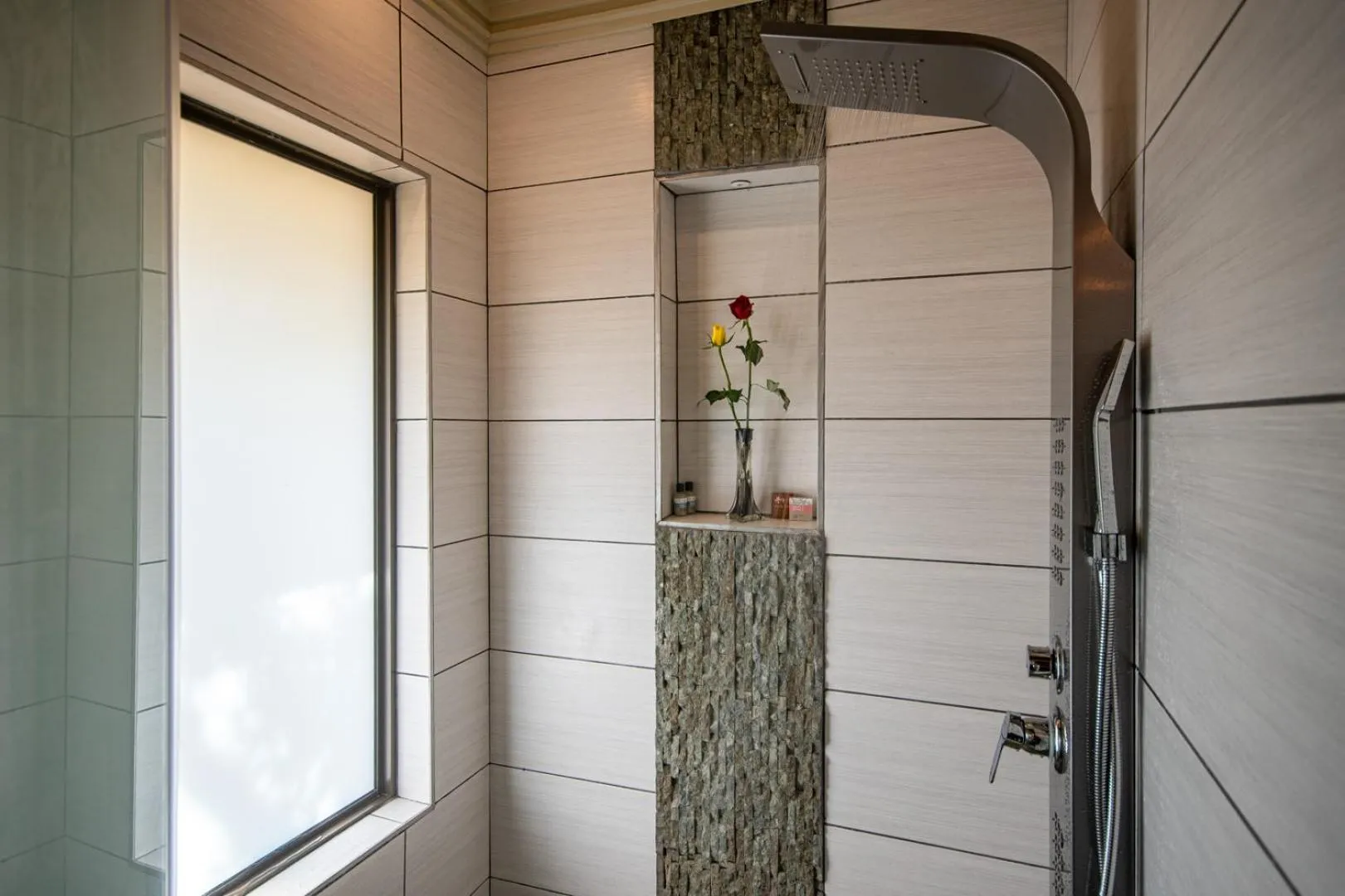 Shower in The Zarafa