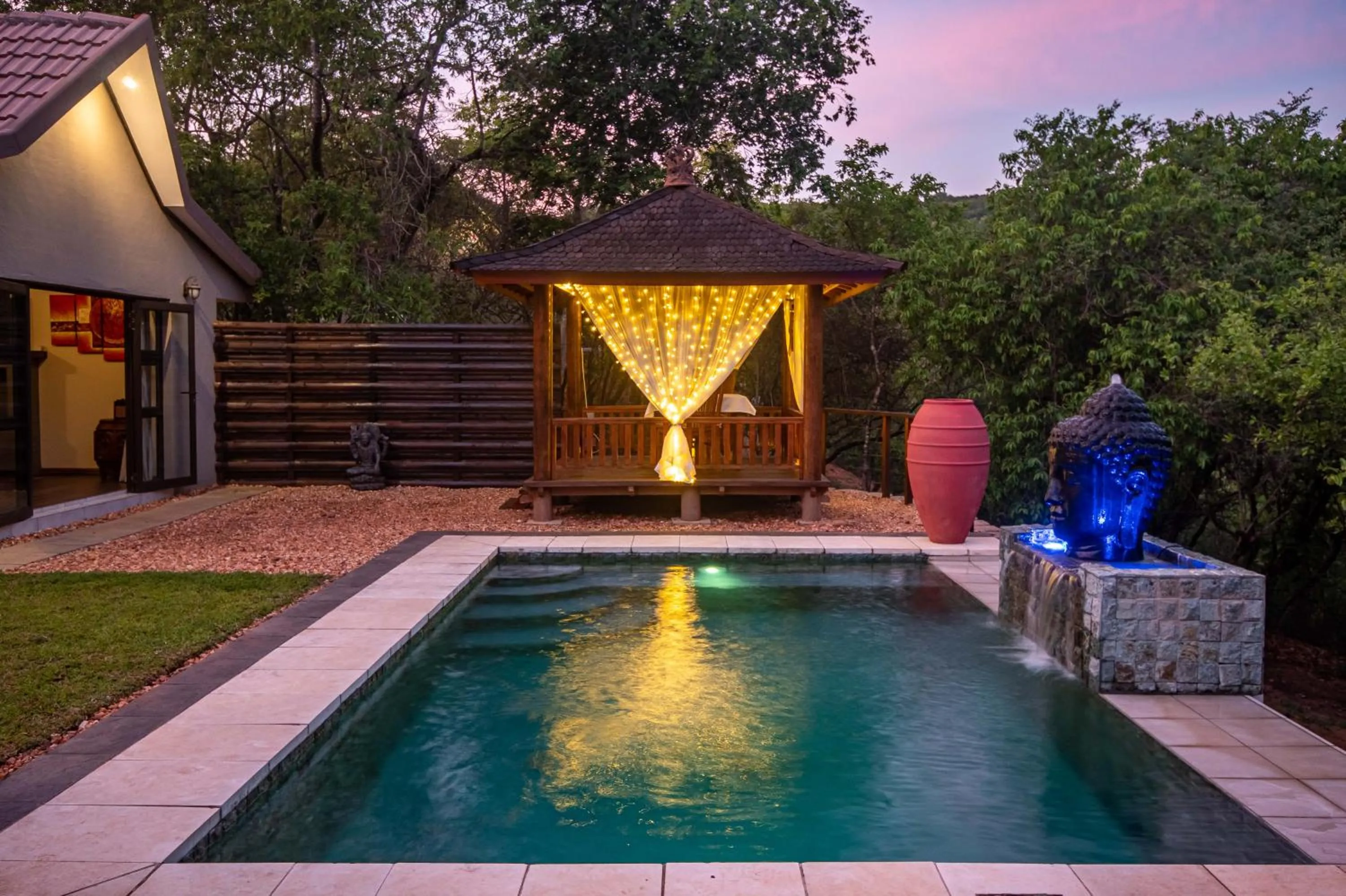 Swimming pool in The Zarafa