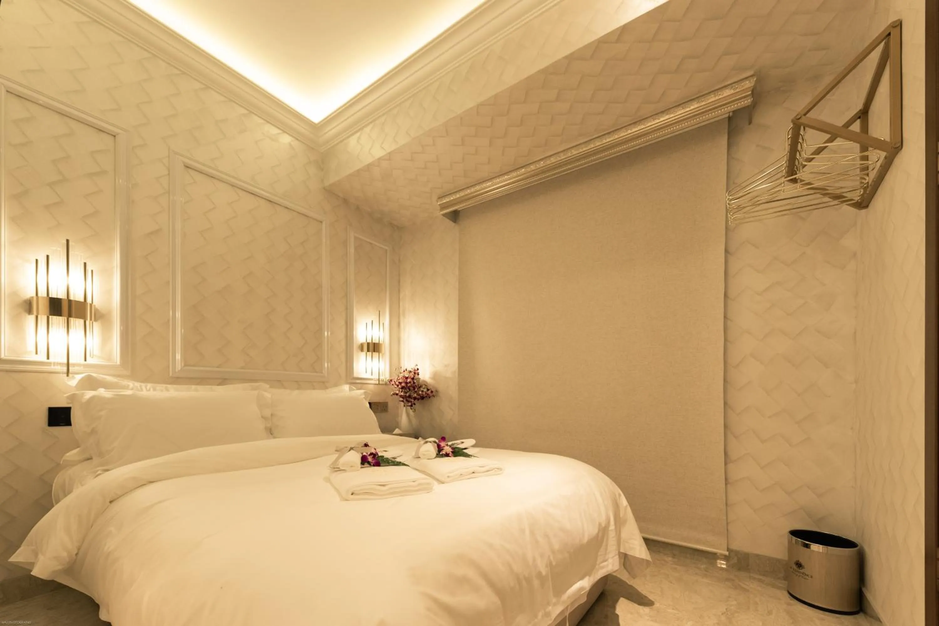 Bed in AJ Residence - Above Peppermint Asia City