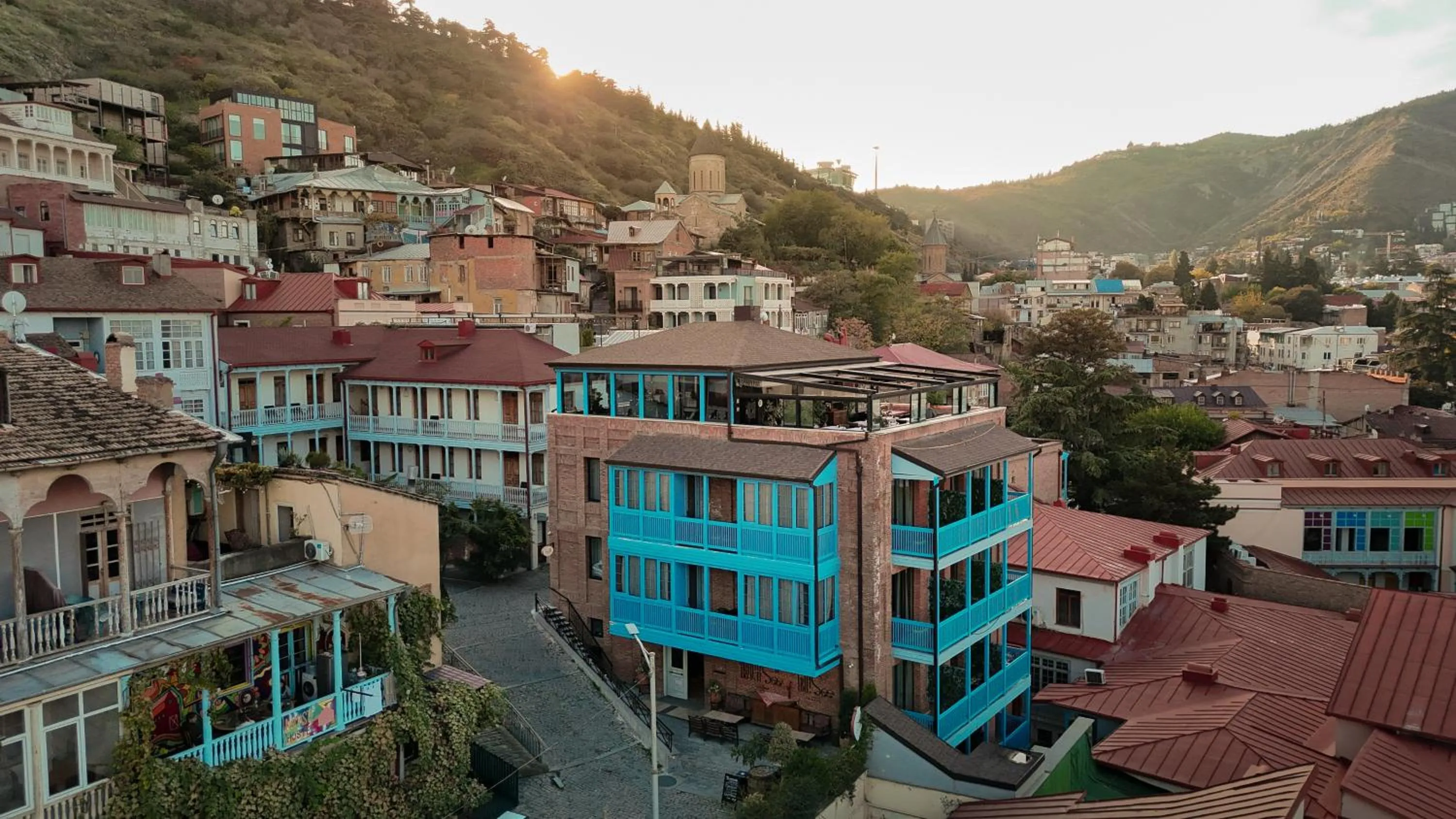 Facade/entrance in TbiliSee Hotel