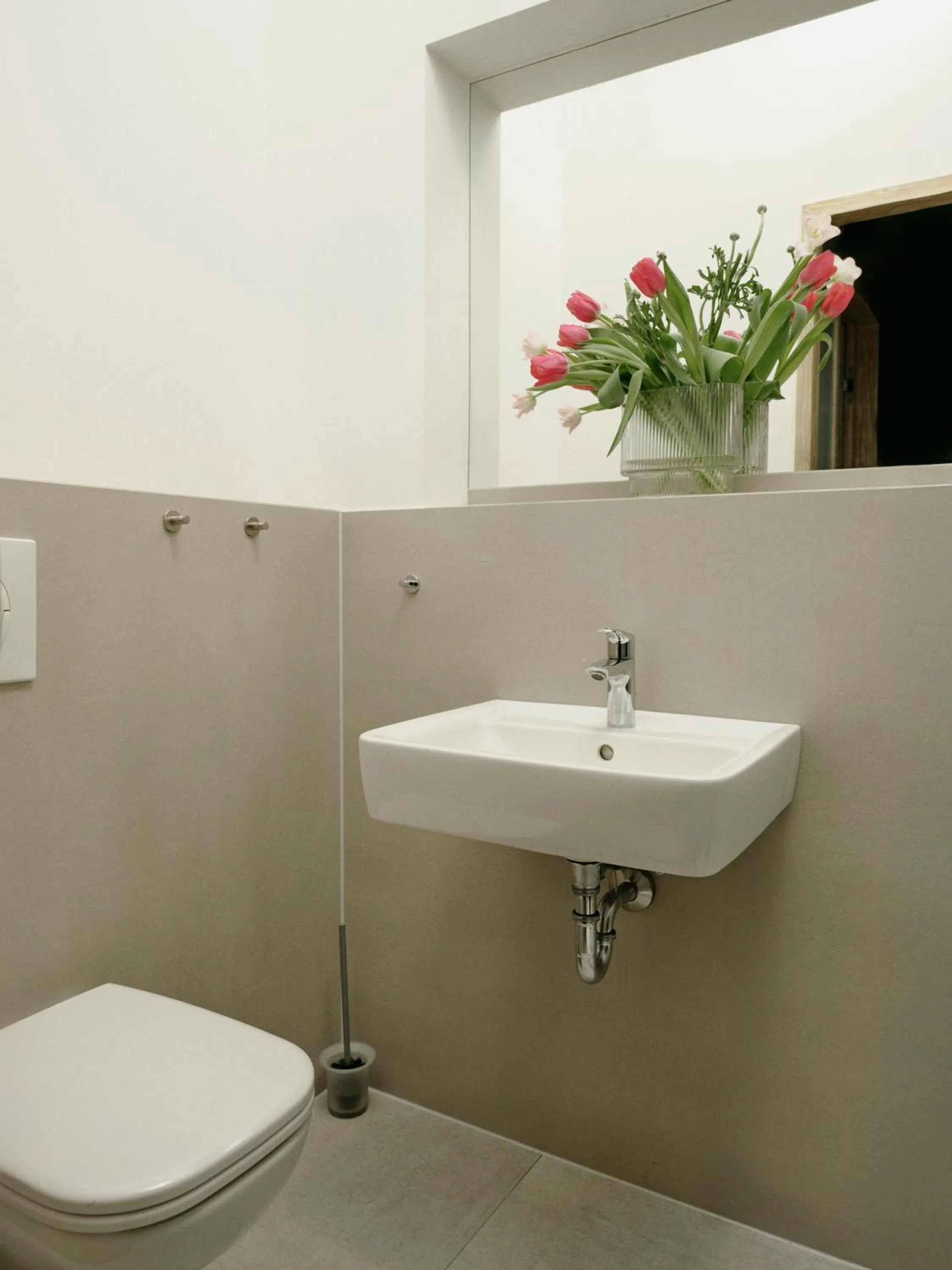 Shower in Art Apartments