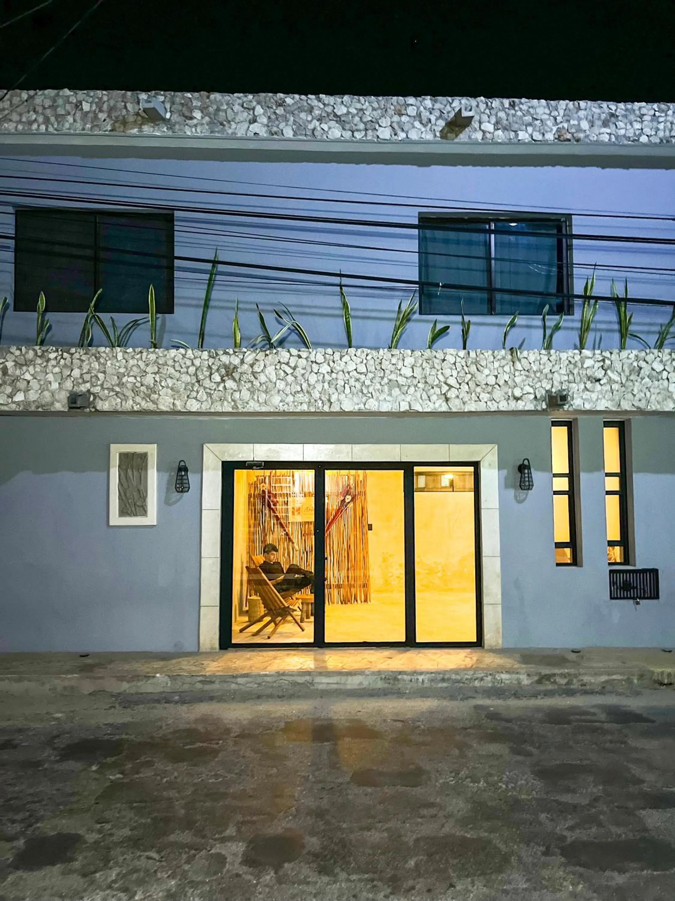 Property building in Ariché Valladolid Hotel & Hostal