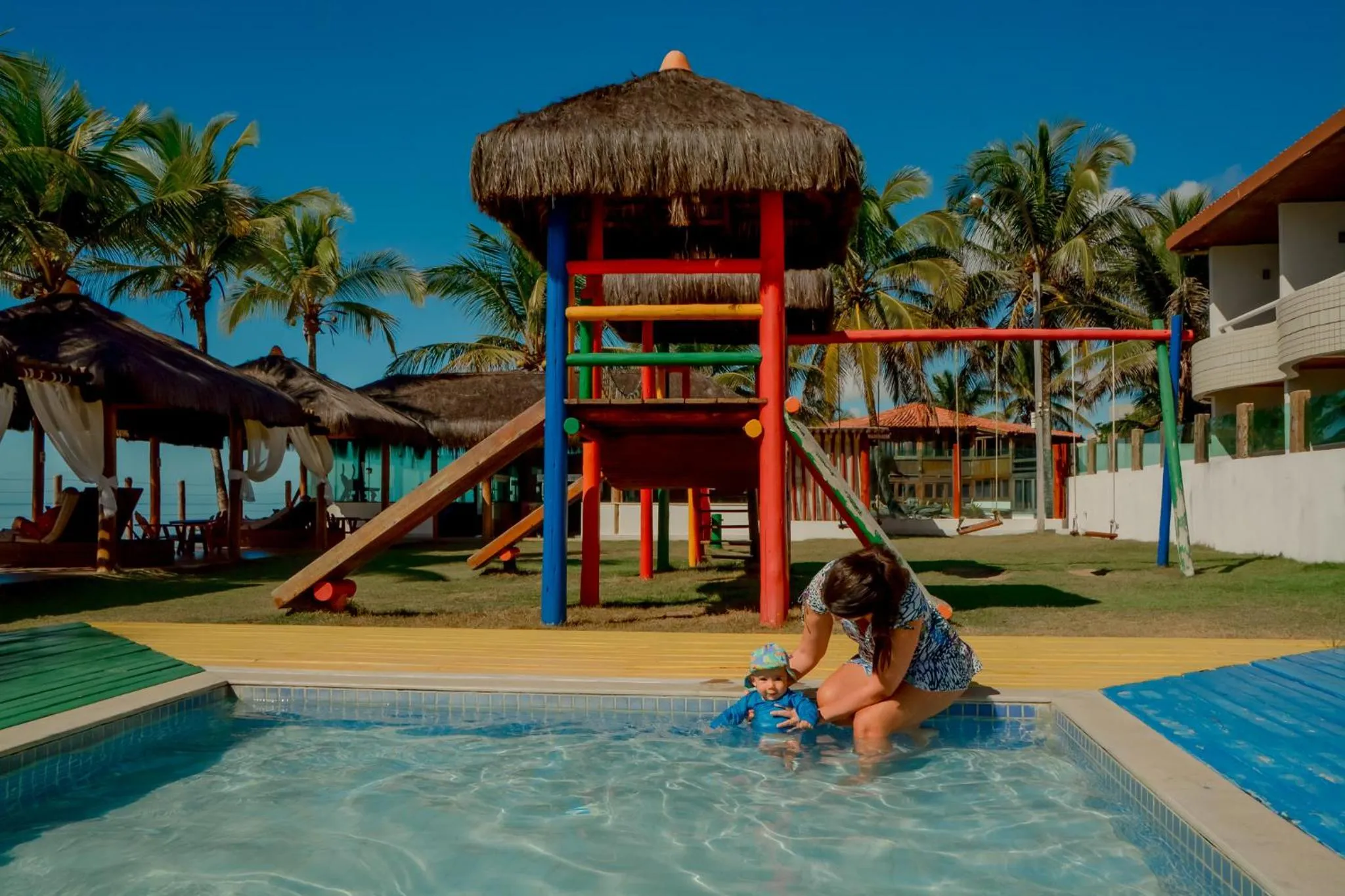 Swimming pool in Cahy Praia Hotel